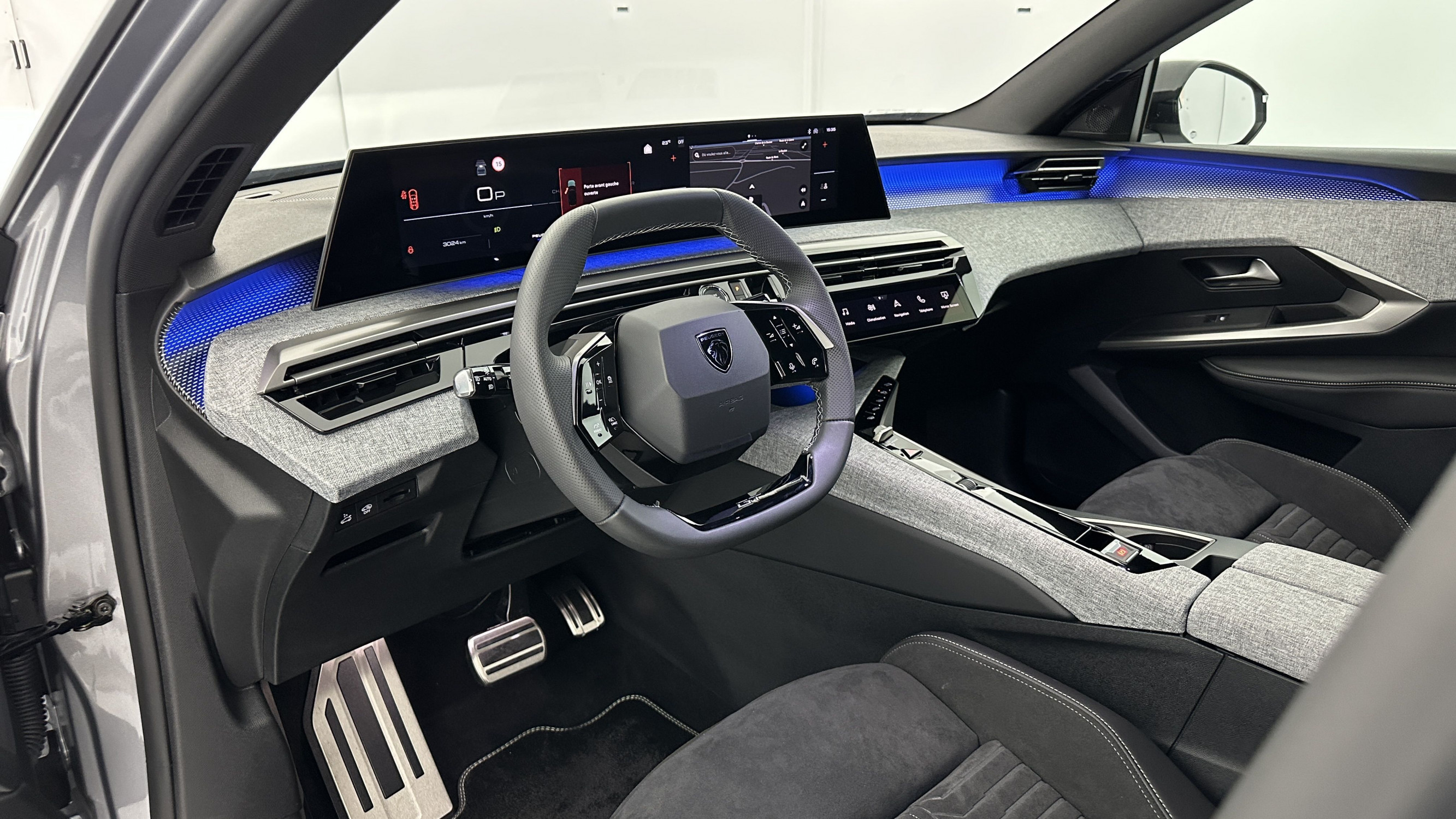 Vente en ligne Peugeot 5008 5008 III 1.2 Hybrid 145ch GT e-DCS6 au prix de 33 910 €