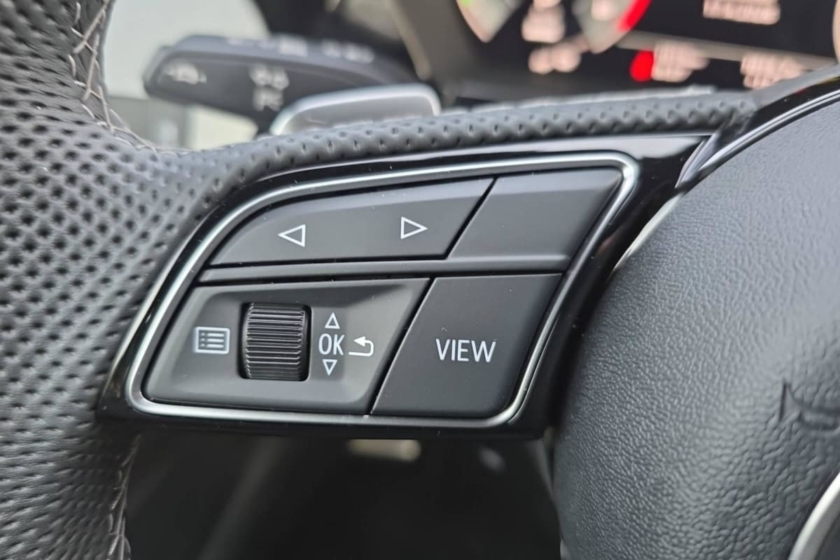 Vente en ligne Audi A3 45 TFSI e Hybride rechargeable 272 S tronic 6 S line au prix de 45 820 €