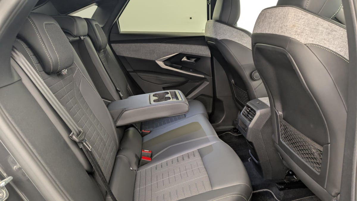 Vente en ligne Peugeot 3008 Hybrid 145 e-DCS6 GT au prix de 28 510 €