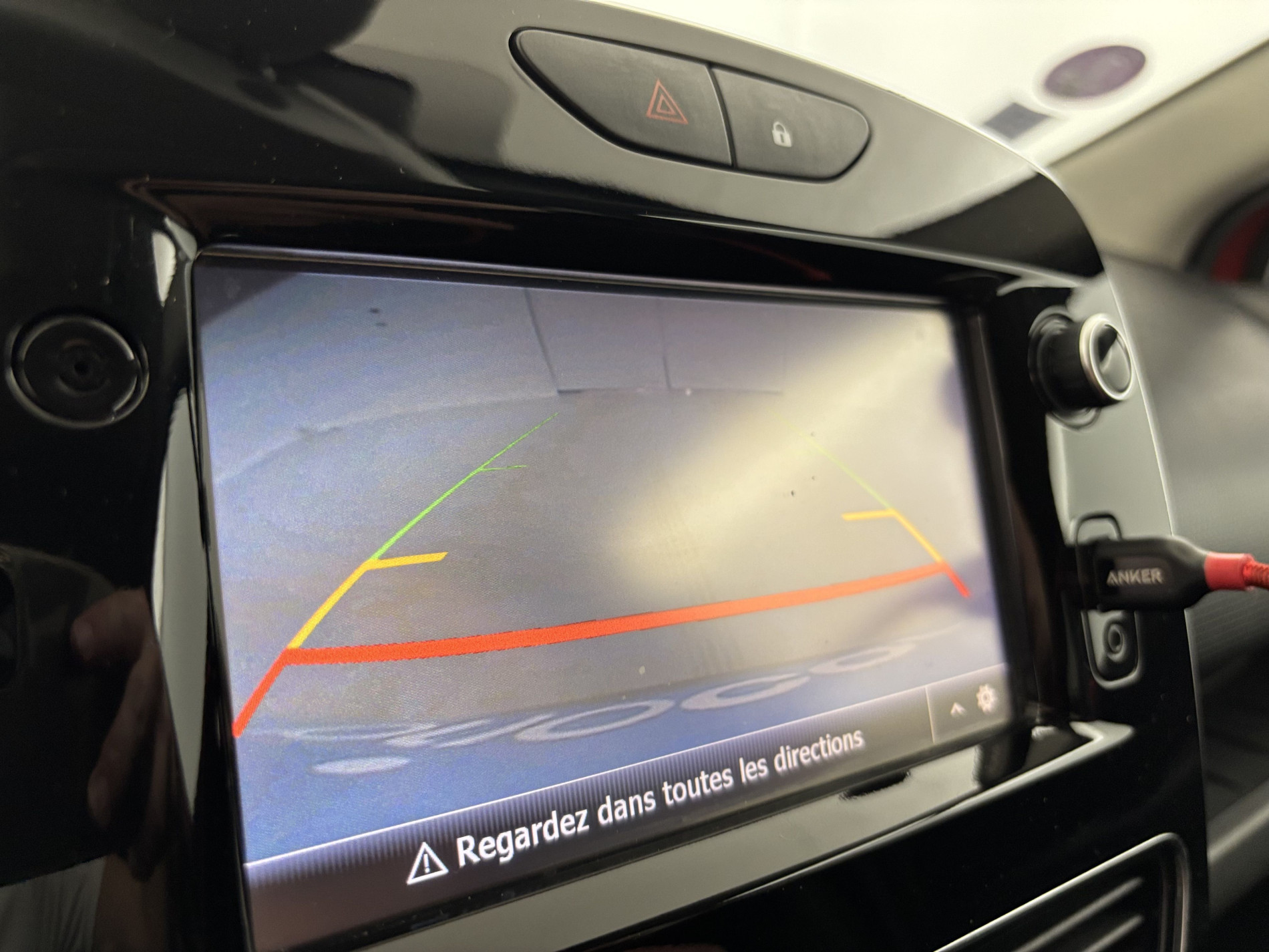 Vente en ligne Renault Clio 4 Estate 0.9 TCe 90ch Intens au prix de 9 990 €
