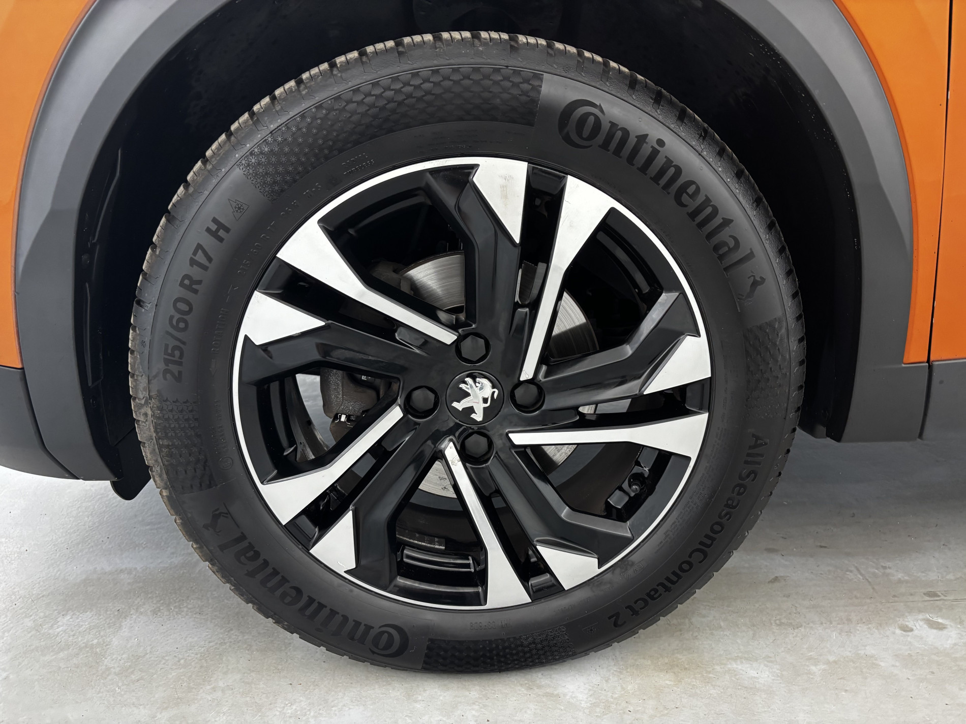 Vente en ligne Peugeot 2008 1.5 BlueHDi 110ch Allure Suréquipé au prix de 13 790 €