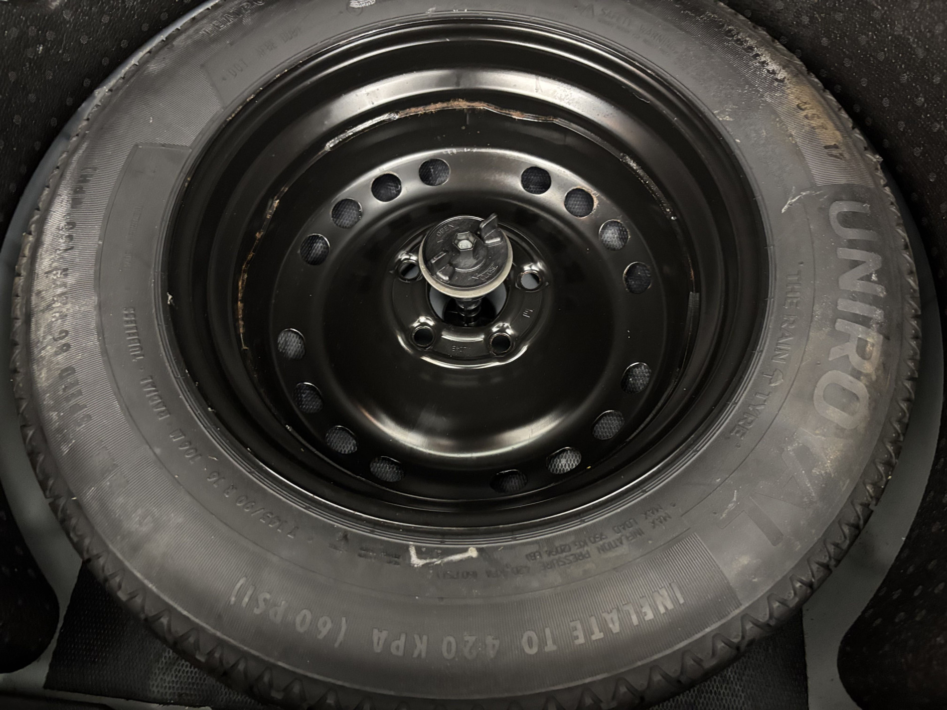 Vente en ligne Jeep Renegade 1.6 MultiJet 120ch Limited + Attelage au prix de 14 990 €