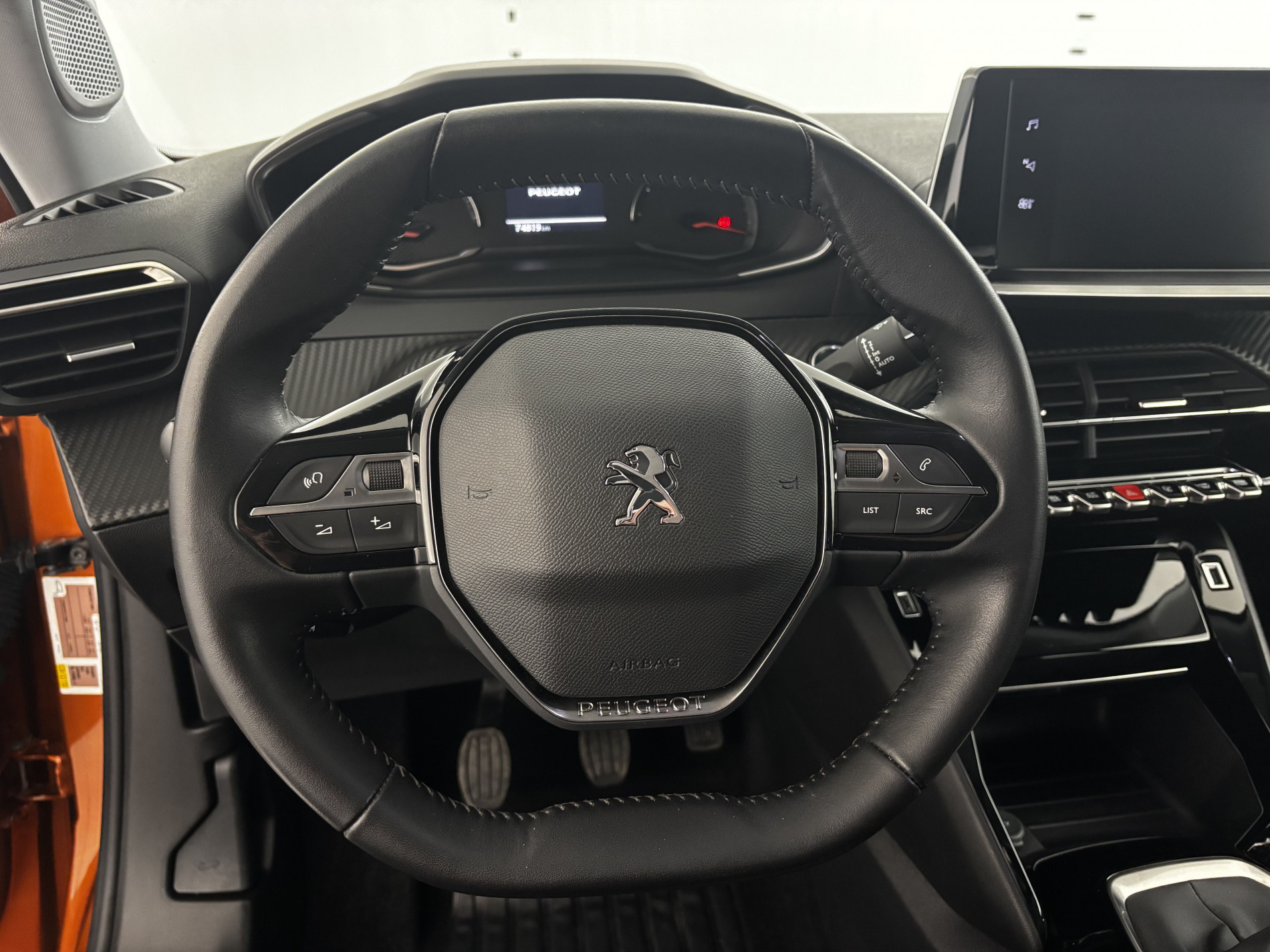 Vente en ligne Peugeot 2008 1.5 BlueHDi 110ch Allure Suréquipé au prix de 13 790 €