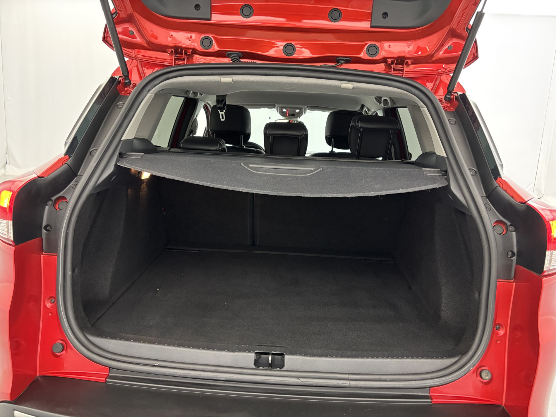 Vente en ligne Renault Clio 4 Estate 0.9 TCe 90ch Intens au prix de 9 990 €