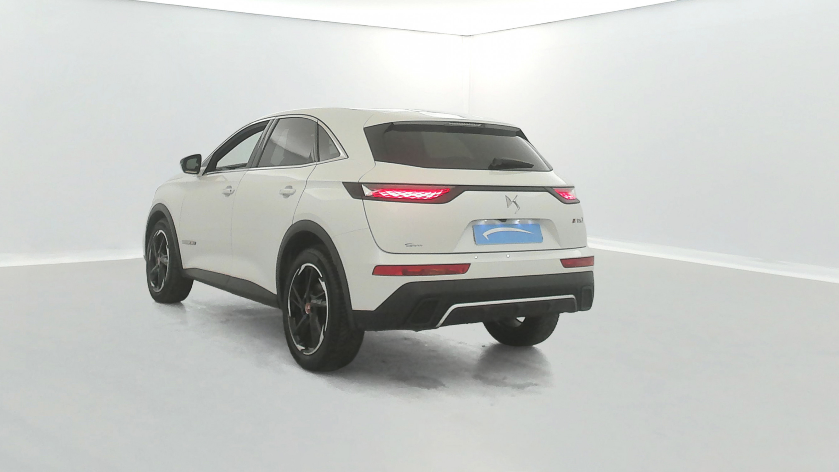 Vente en ligne Ds DS7 Crossback BlueHDi 130ch Performance Line Automatique Suréquipée au prix de 22 990 €