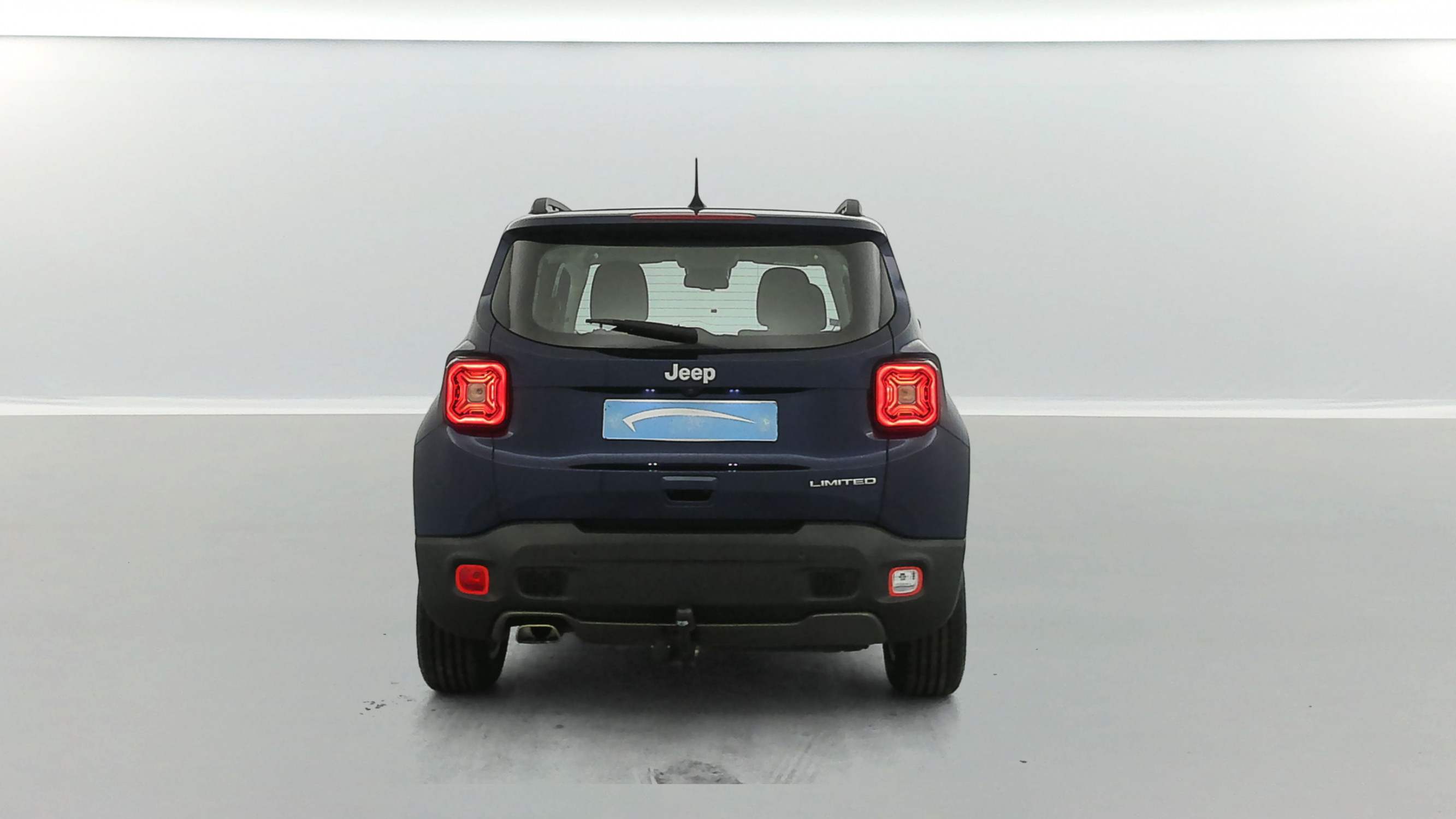 Vente en ligne Jeep Renegade 1.6 MultiJet 120ch Limited + Attelage au prix de 14 990 €