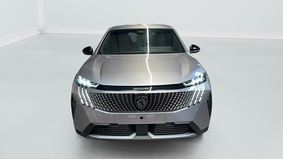 Vente en ligne Peugeot 3008 Hybrid 145 e-DCS6 Allure au prix de 27 070 €