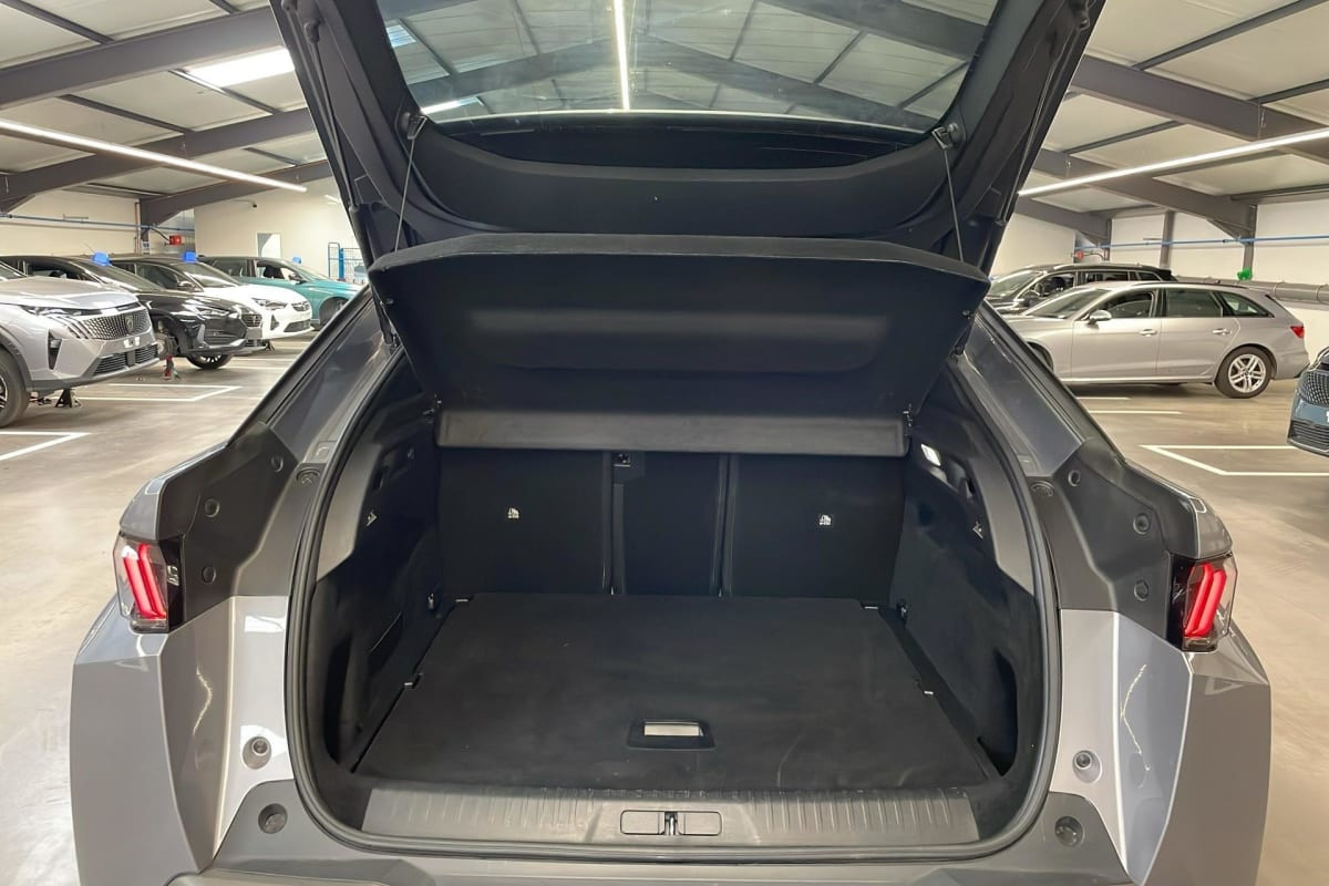 Vente en ligne Peugeot 3008 Hybrid 145 e-DCS6 Allure au prix de 27 070 €
