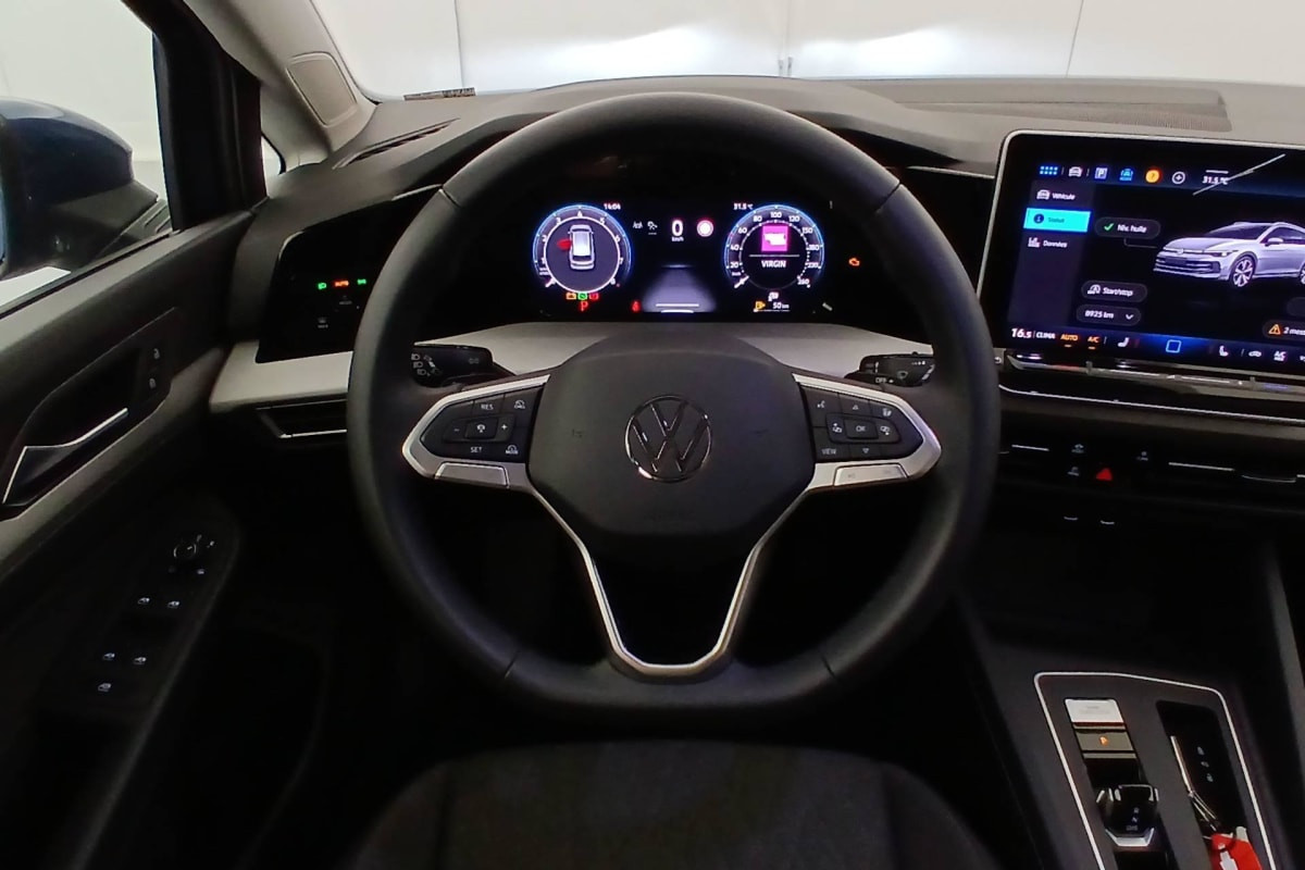 Vente en ligne Volkswagen Golf SW 1.5 ETSI EVO2 116 DSG7 LIFE PLUS au prix de 26 450 €