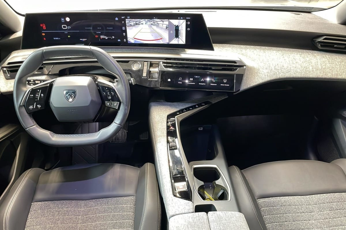Vente en ligne Peugeot 3008 Hybrid 145 e-DCS6 Allure au prix de 27 070 €