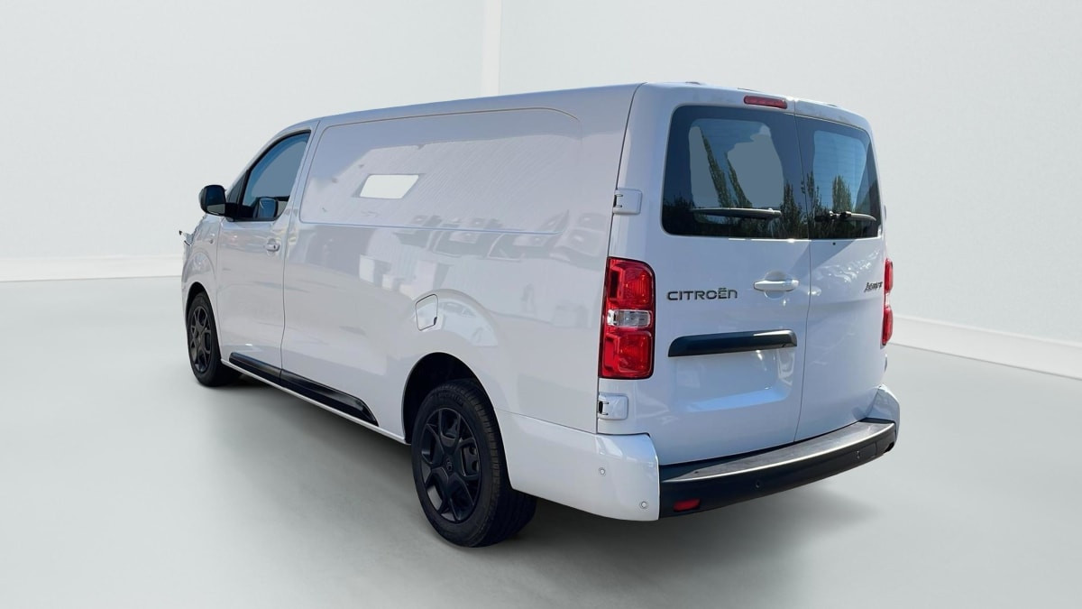 Vente en ligne Citroën Jumpy Fourgon XL BLUEHDI 145 BVM6 au prix de 32 640 €