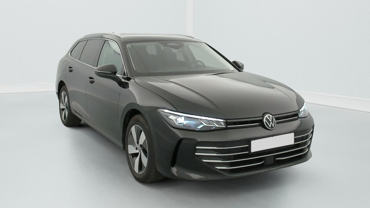 Vente en ligne Volkswagen Passat 2.0 TDI EVO SCR 122 DSG7 Life Plus au prix de 33 660 €