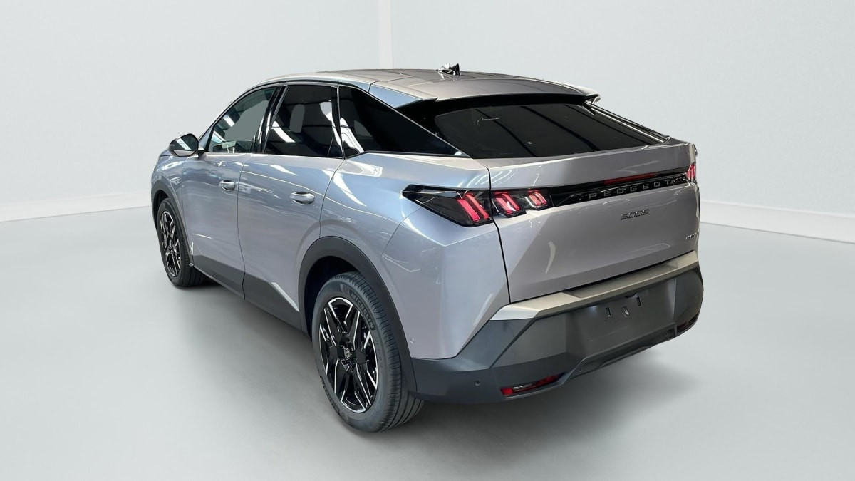 Vente en ligne Peugeot 3008 Hybrid 145 e-DCS6 Allure au prix de 27 070 €