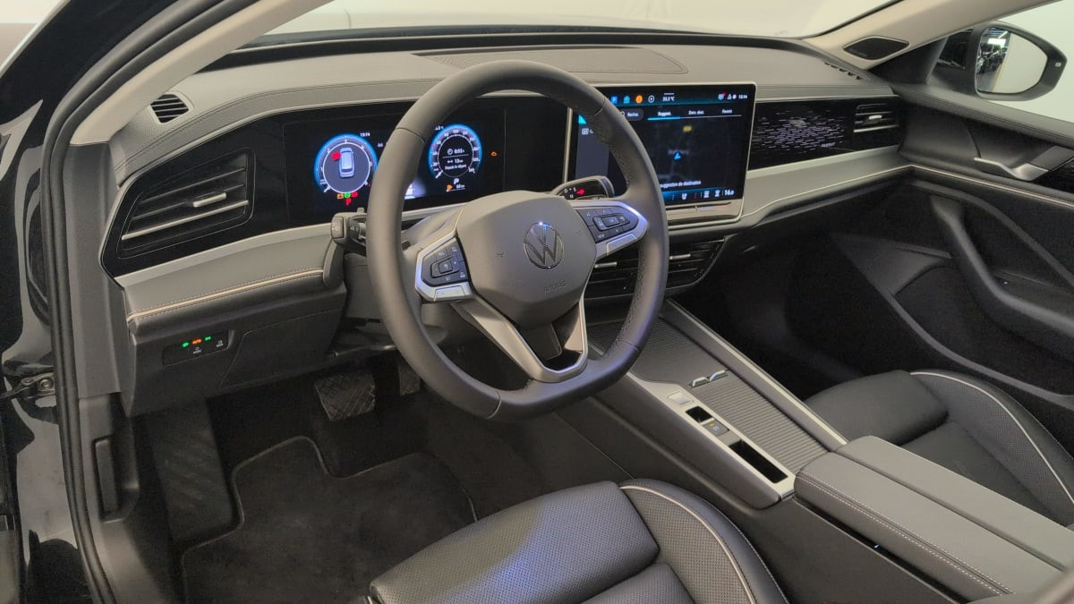 Vente en ligne Volkswagen Passat 2.0 TDI EVO SCR 122 DSG7 Life Plus au prix de 33 660 €