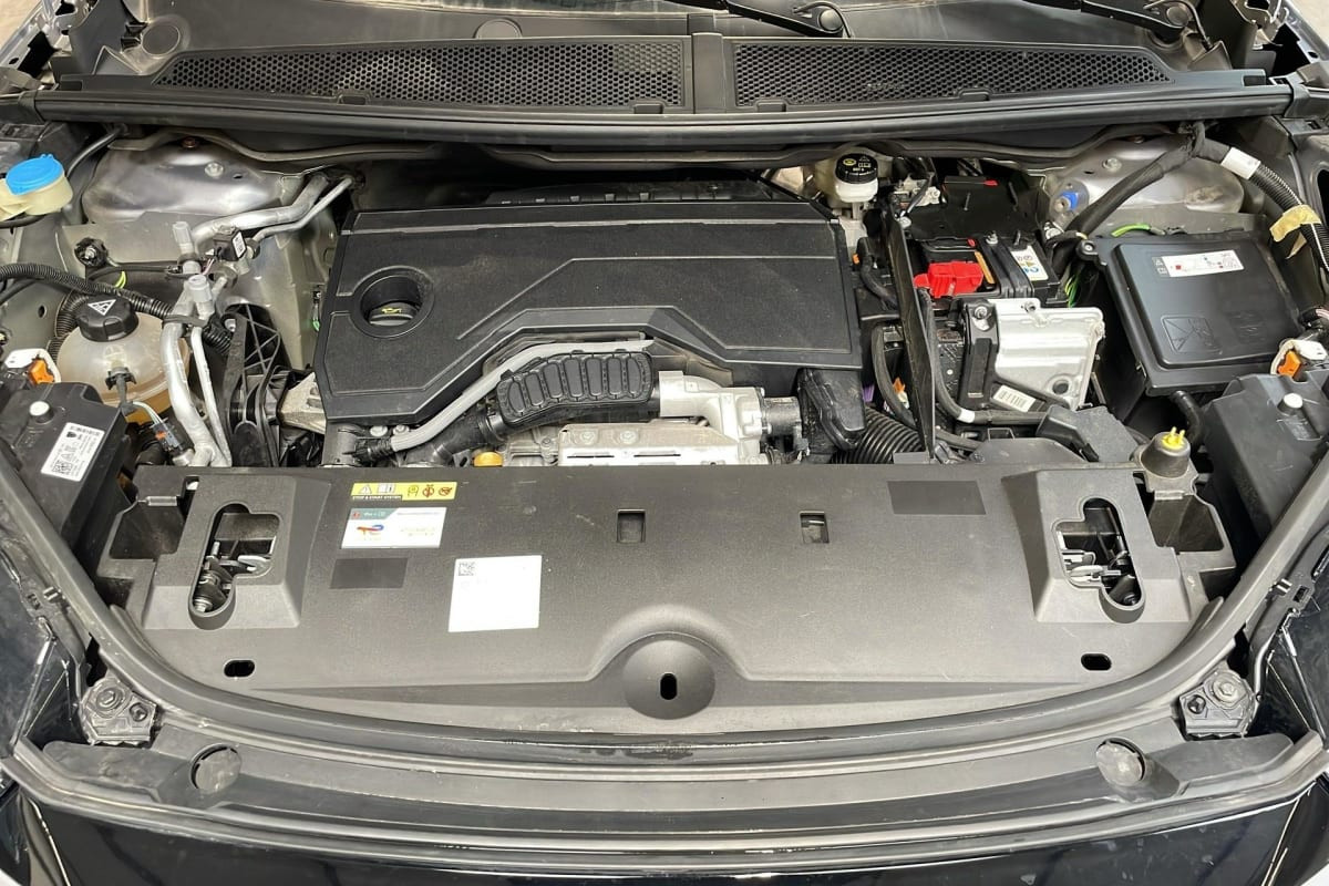 Vente en ligne Peugeot 3008 Hybrid 145 e-DCS6 Allure au prix de 27 070 €