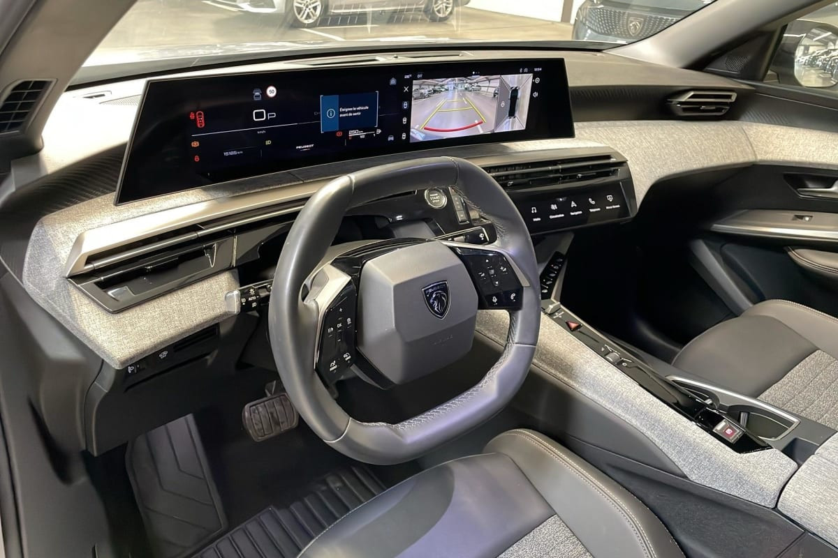 Vente en ligne Peugeot 3008 Hybrid 145 e-DCS6 Allure au prix de 27 070 €