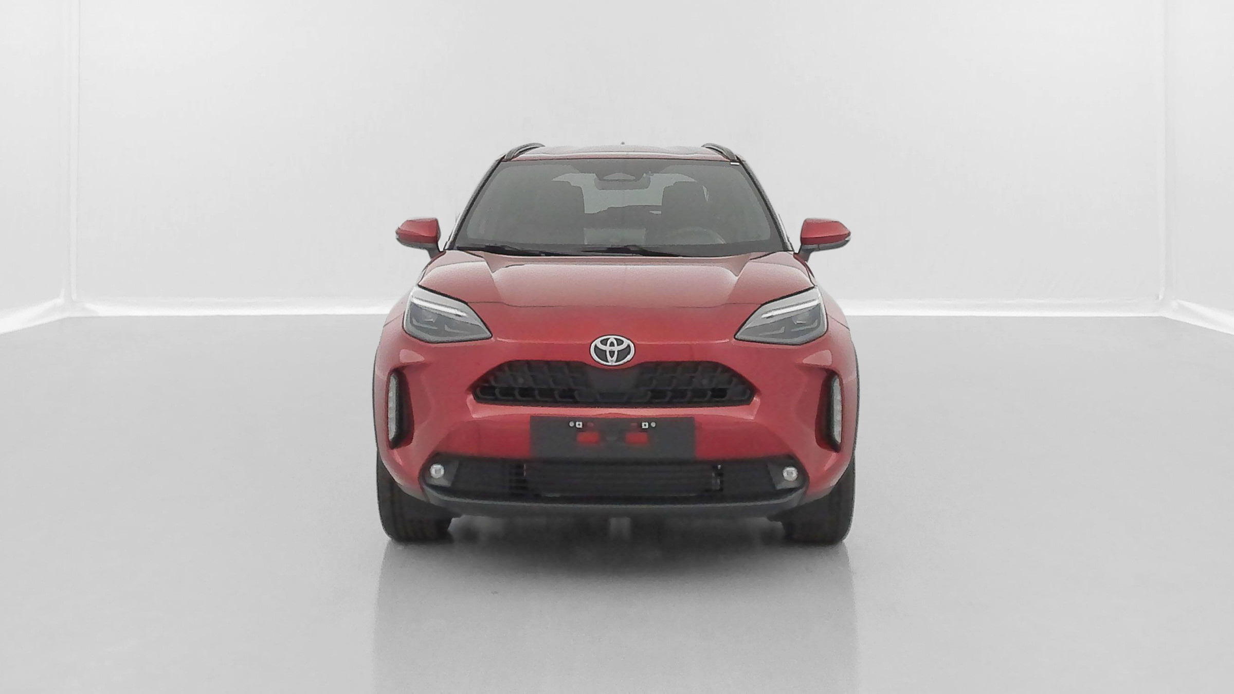 Vente en ligne Toyota Yaris Cross YARIS CROSS 1.5 Hybride 130h Design e-CVT au prix de 28 900 €