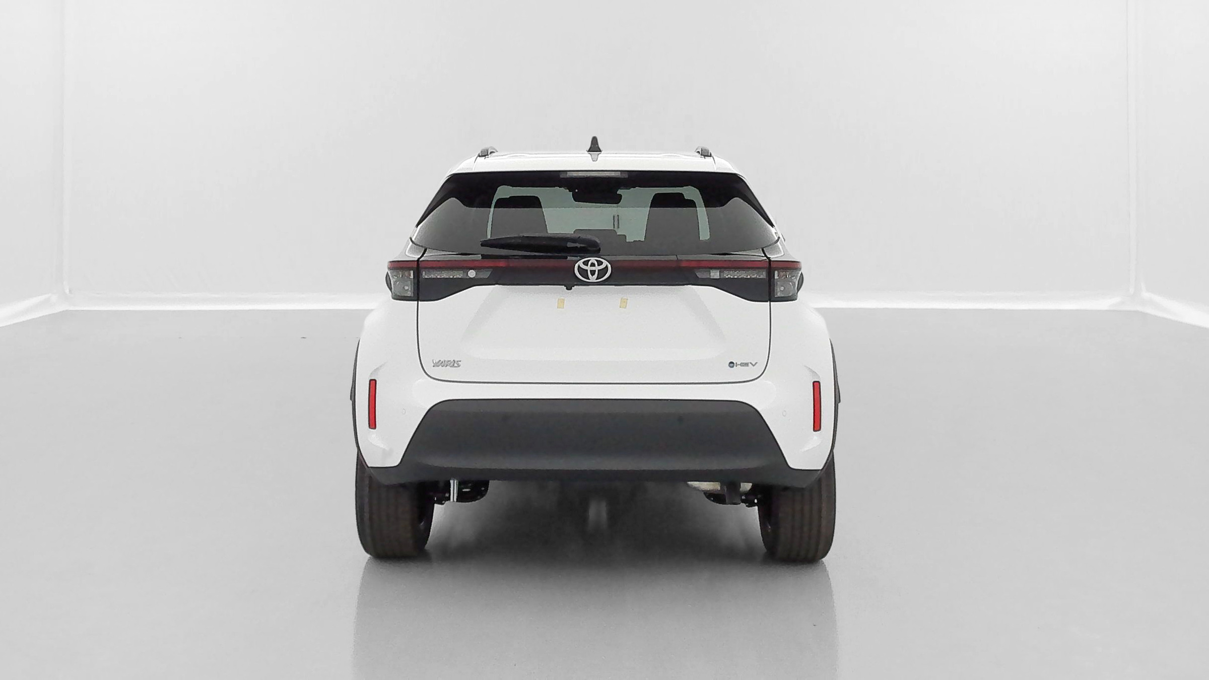Vente en ligne Toyota Yaris Cross YARIS CROSS 1.5 Hybride 130h Design e-CVT au prix de 28 900 €
