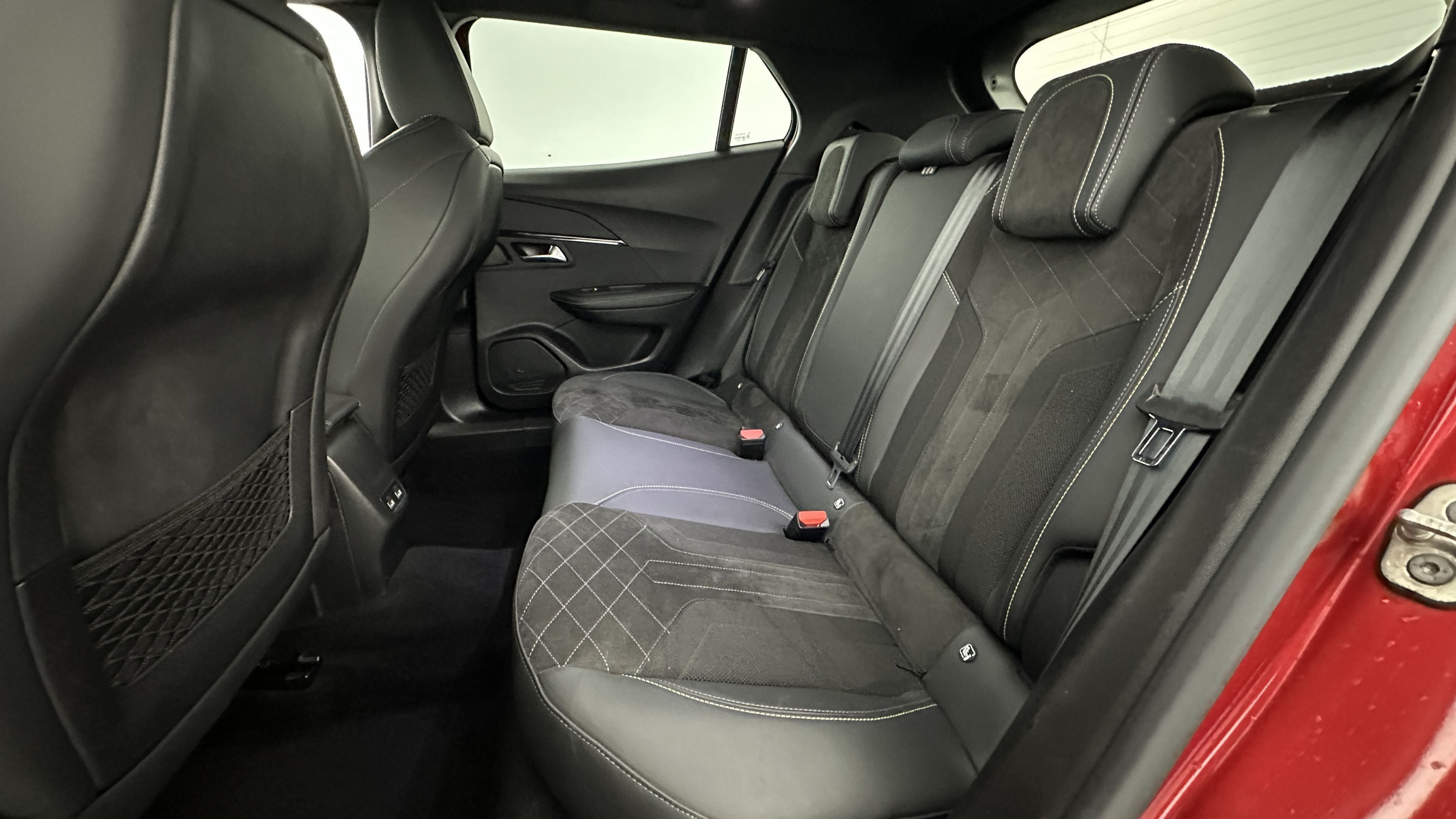 Vente en ligne Peugeot 2008 2008 II 1.2 PureTech 130ch GT Pack EAT8 au prix de 20 500 €