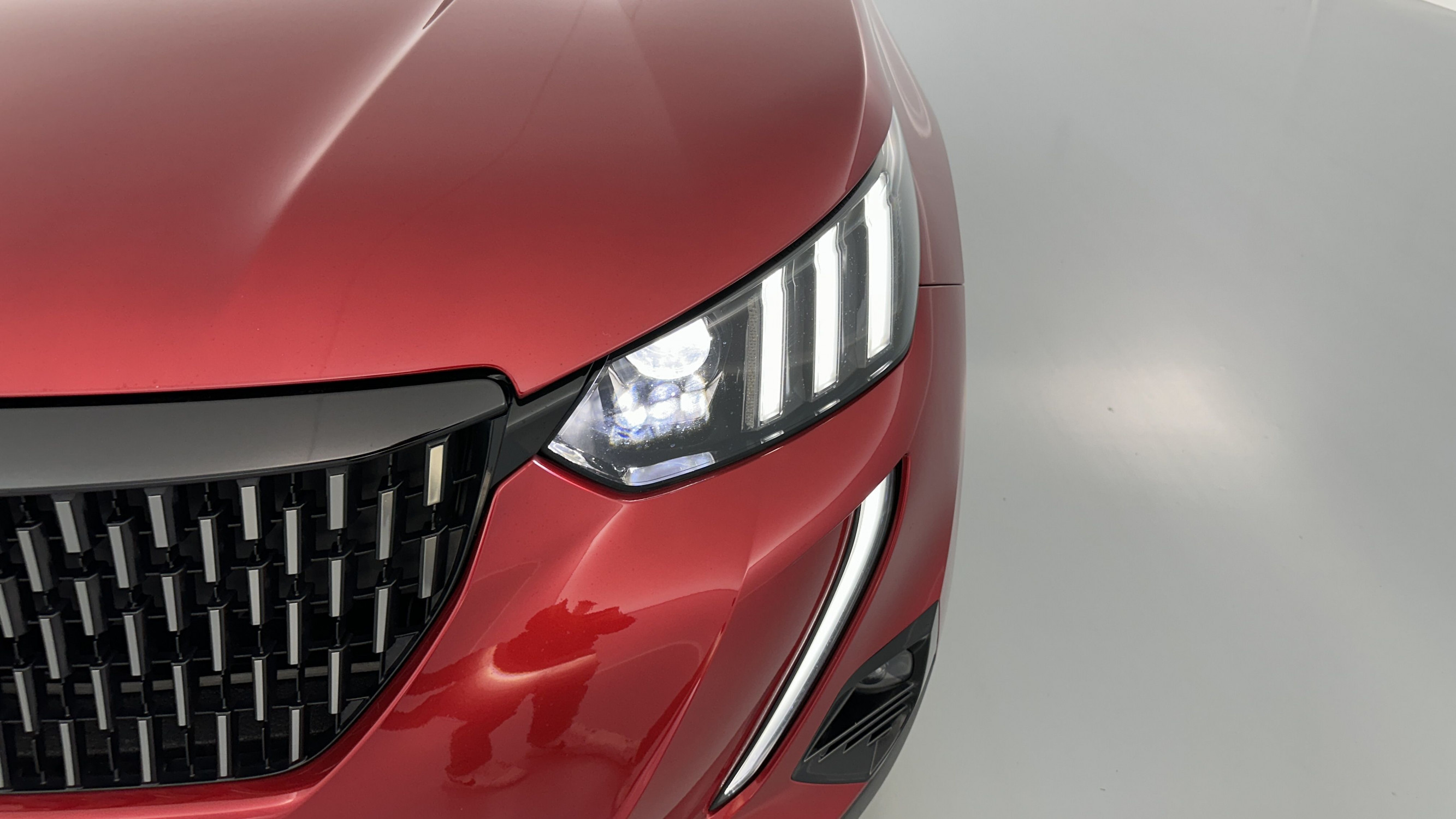Vente en ligne Peugeot 2008 2008 II 1.2 PureTech 130ch GT Pack EAT8 au prix de 20 500 €