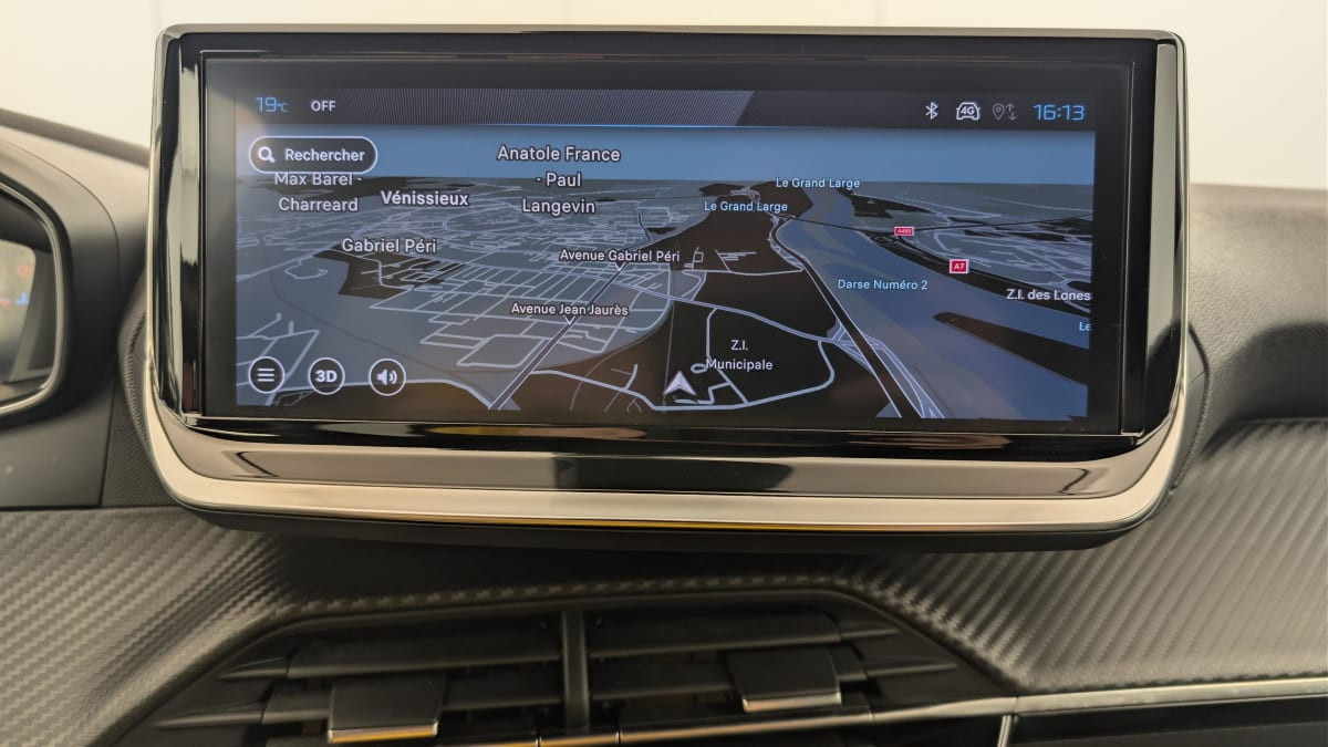 Vente en ligne Peugeot 2008 PureTech 100 S S BVM6 Allure au prix de 16 150 €