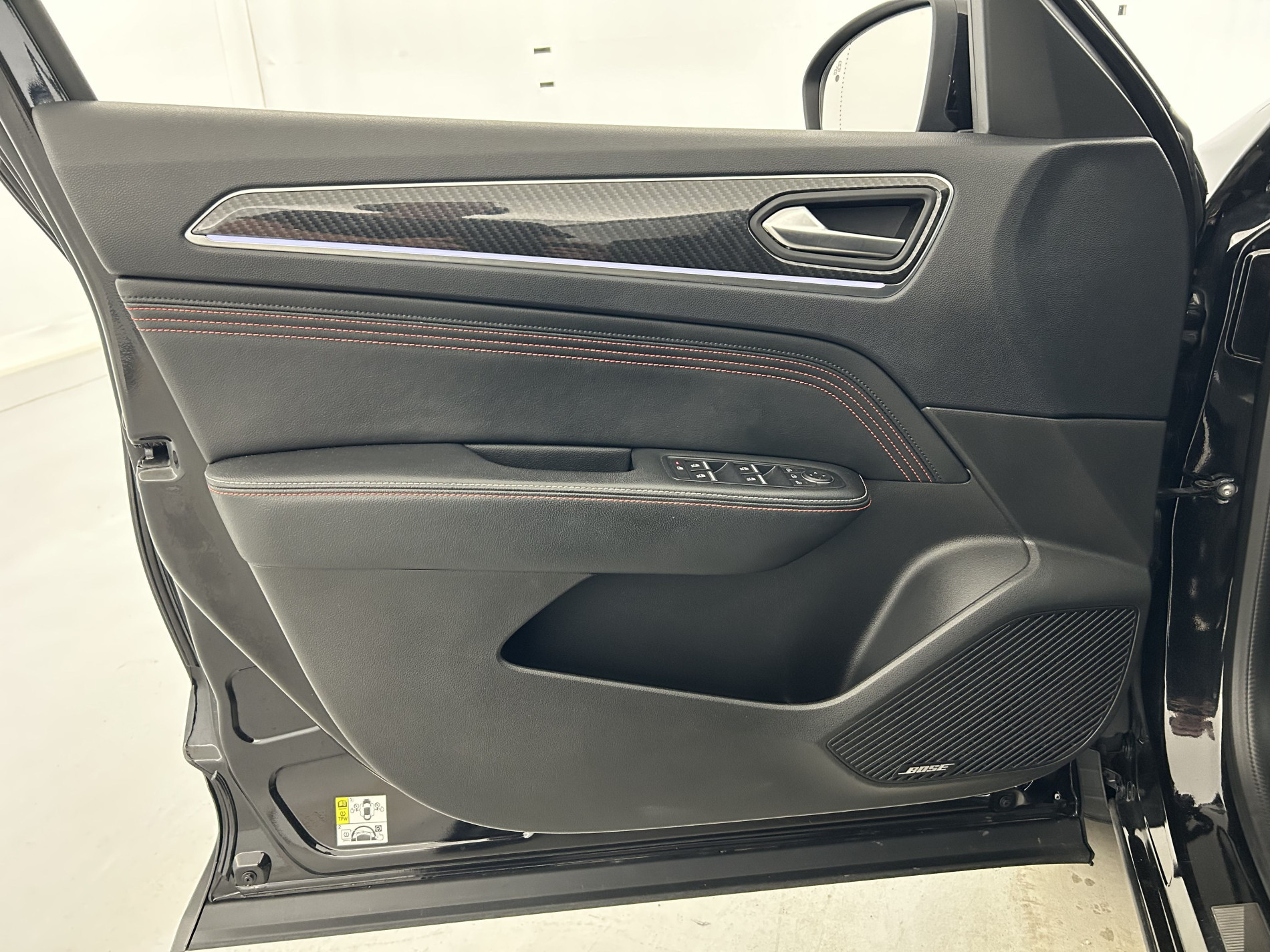 Vente en ligne Renault Arkana 1.6 E-Tech 145ch RS Line Suréquipé au prix de 17 990 €