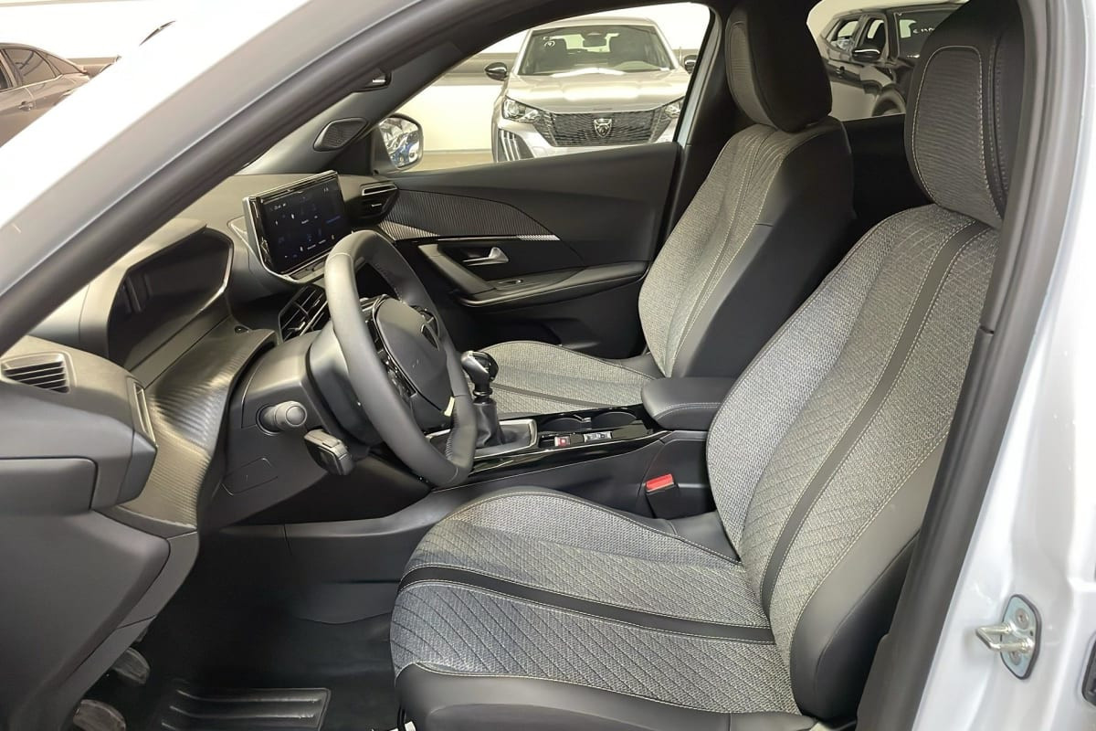 Vente en ligne Peugeot 2008 100 S S BVM6 Allure au prix de 19 020 €