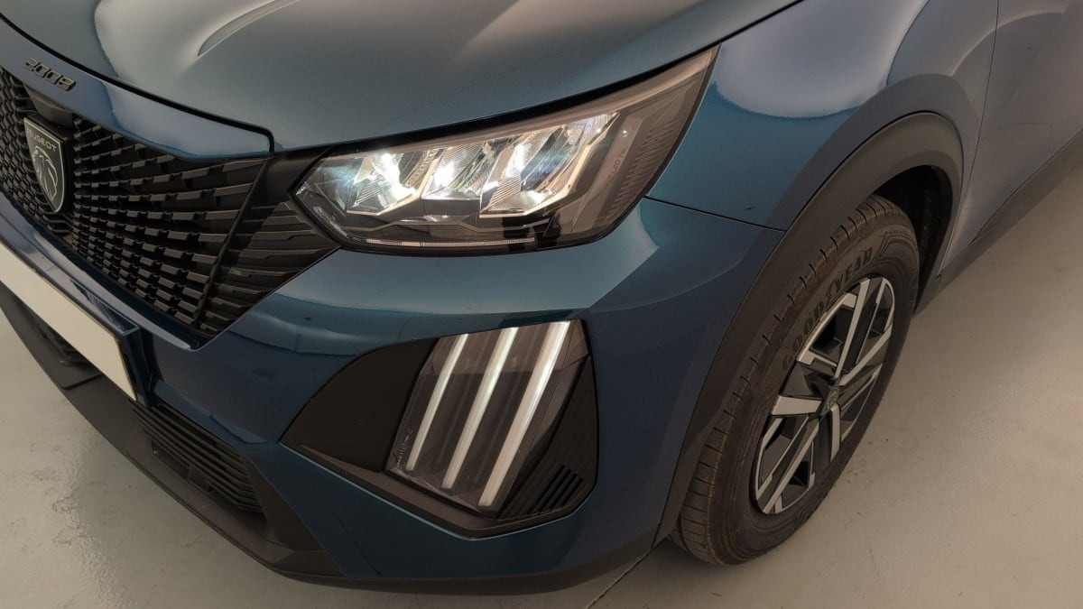 Vente en ligne Peugeot 2008 100 S S BVM6 Style au prix de 17 800 €
