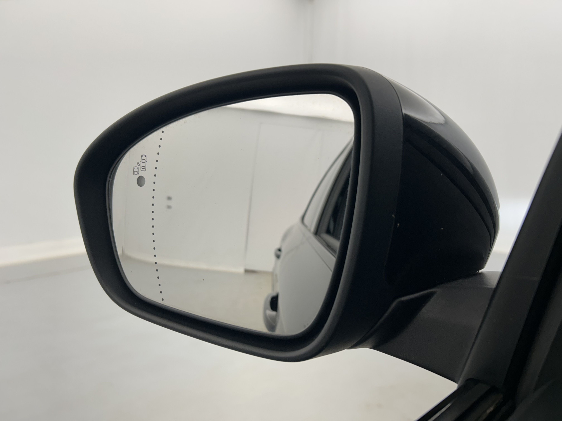 Vente en ligne Renault Arkana 1.6 E-Tech 145ch RS Line Suréquipé au prix de 17 990 €