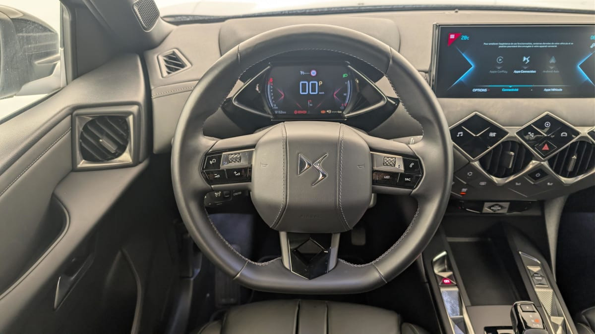 Vente en ligne Ds Ds3 Crossback E-TENSE GRAND CHIC au prix de 18 210 €
