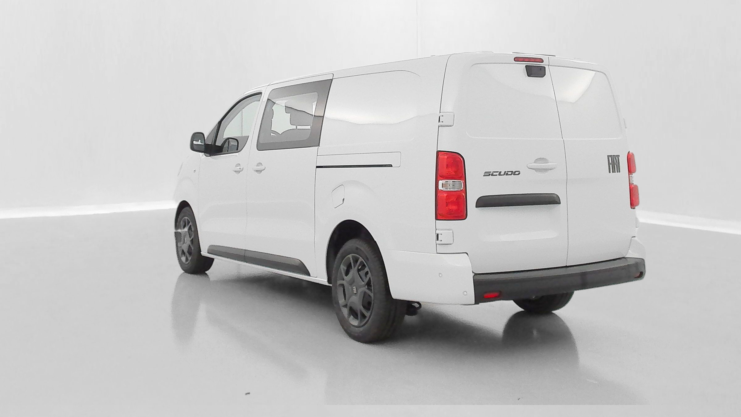 Vente en ligne Fiat Scudo SCUDO CA XL 2.0 BlueHDi 180ch Pack Premium Connect EAT8 au prix de 37 880 €