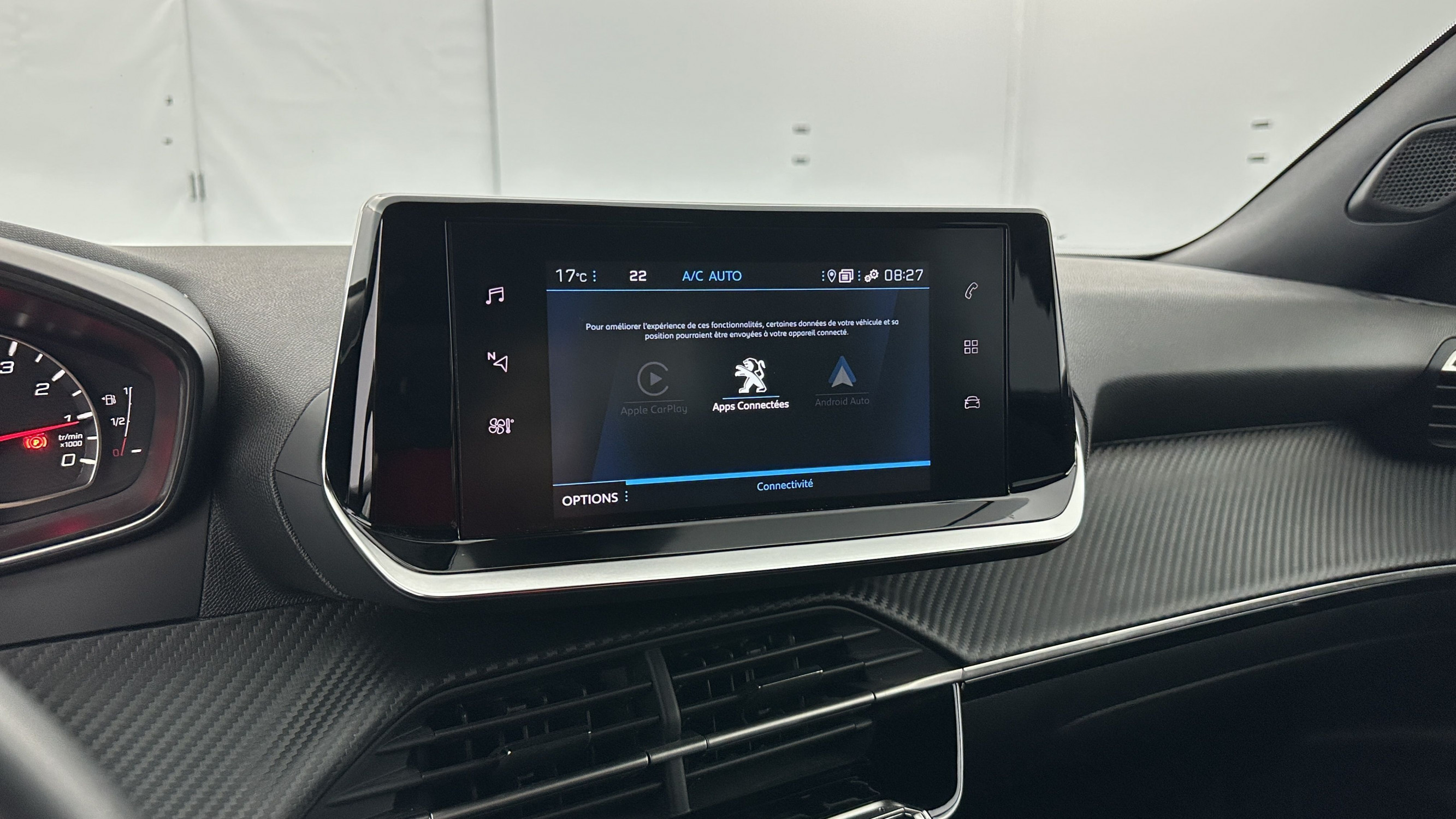 Vente en ligne Peugeot 2008 2008 1.2 PureTech 100ch Style au prix de 18 200 €