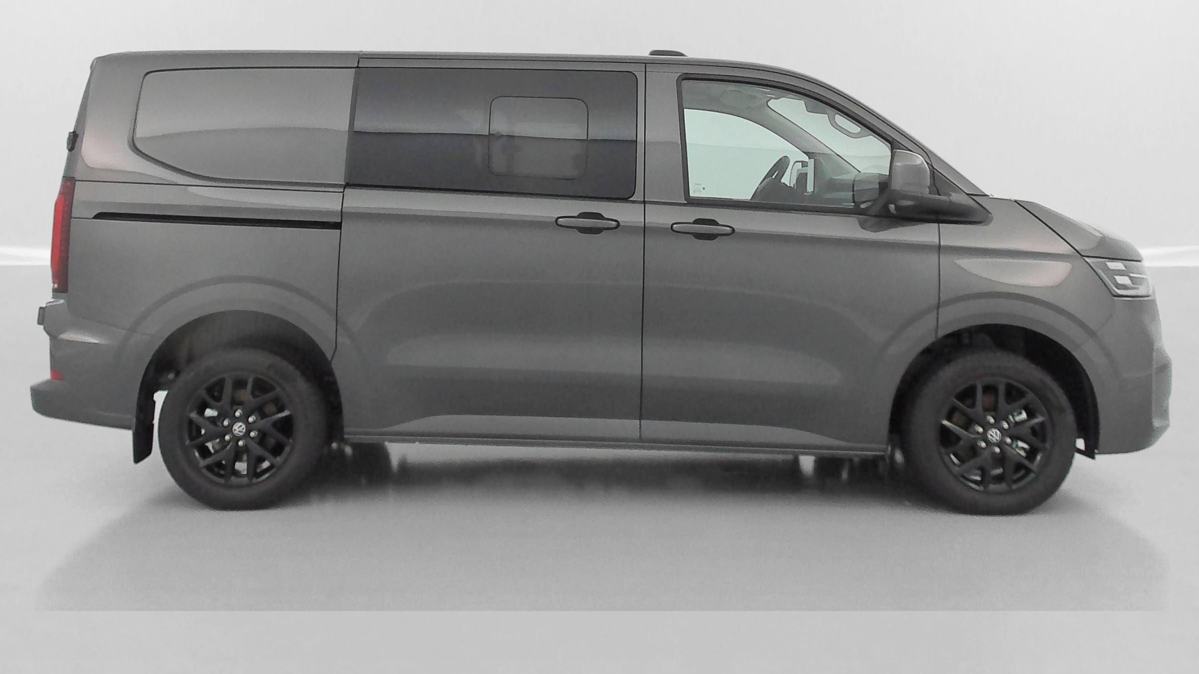 Vente en ligne Volkswagen Transporter TRANSPORTER PROCAB T7 L1H1 2.0 TDI 170ch Business BVA8 au prix de 50 960 €