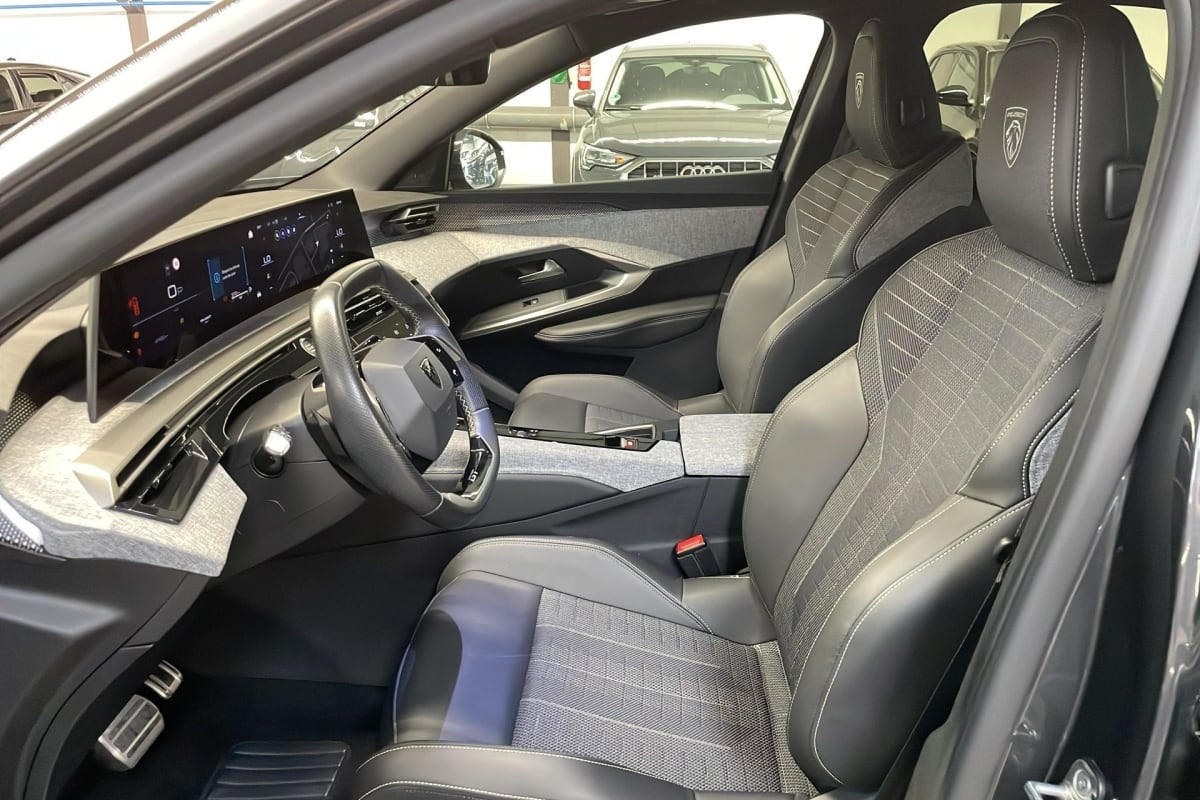 Vente en ligne Peugeot 3008 Hybrid 145 e-DCS6 GT au prix de 28 510 €