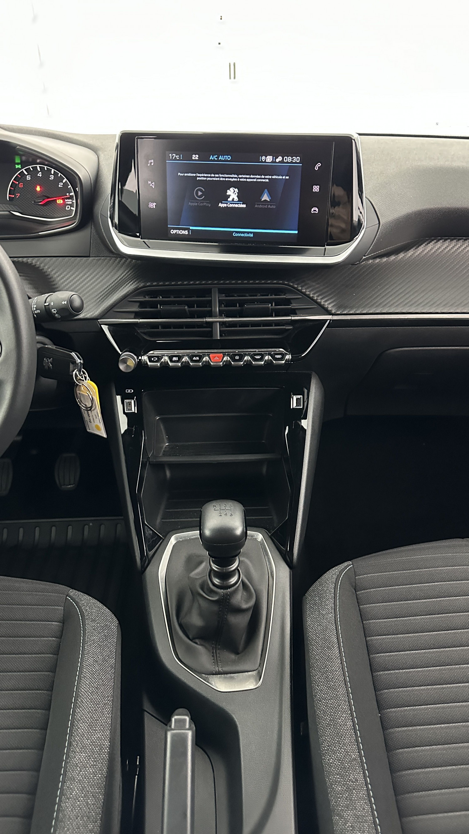 Peugeot 2008 2008 1.2 PureTech 100ch Style occasion de 2023 en vente à Rennes