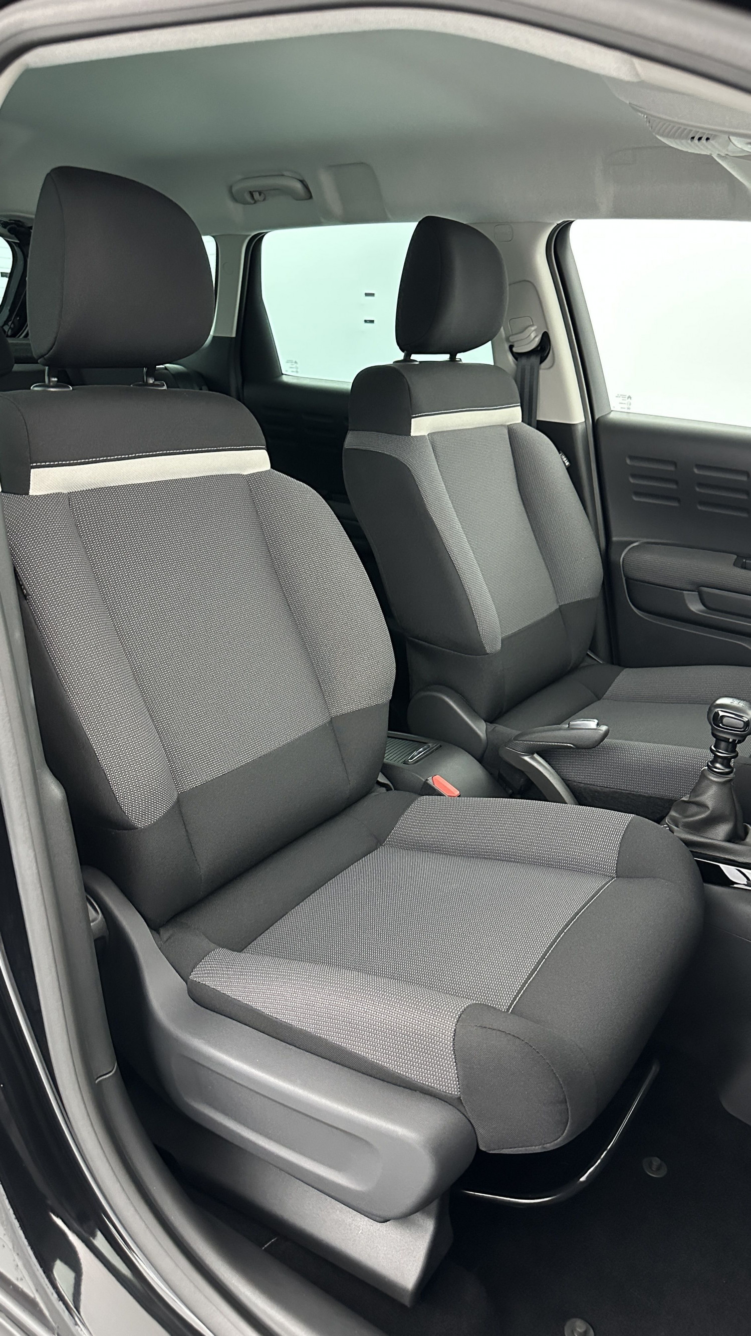 Vente en ligne Citroën C3 Aircross C3 AIRCROSS 1.2 PureTech 110ch Max au prix de 19 000 €