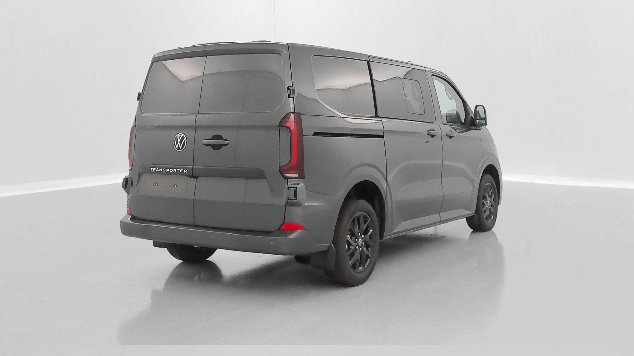 Vente en ligne Volkswagen Transporter TRANSPORTER PROCAB T7 L1H1 2.0 TDI 170ch Business BVA8 au prix de 50 960 €