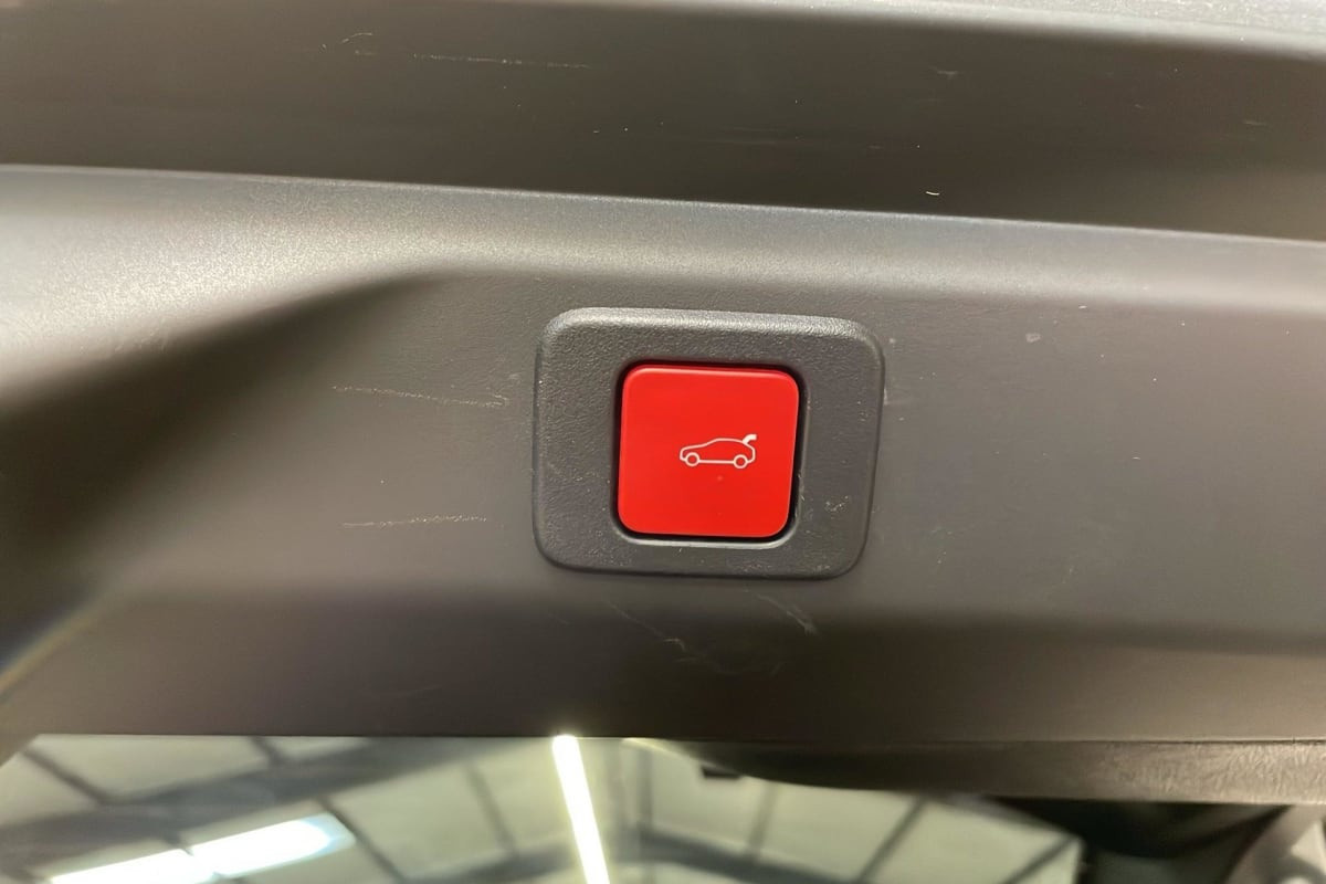 Vente en ligne Peugeot 3008 Hybrid 145 e-DCS6 GT au prix de 28 510 €