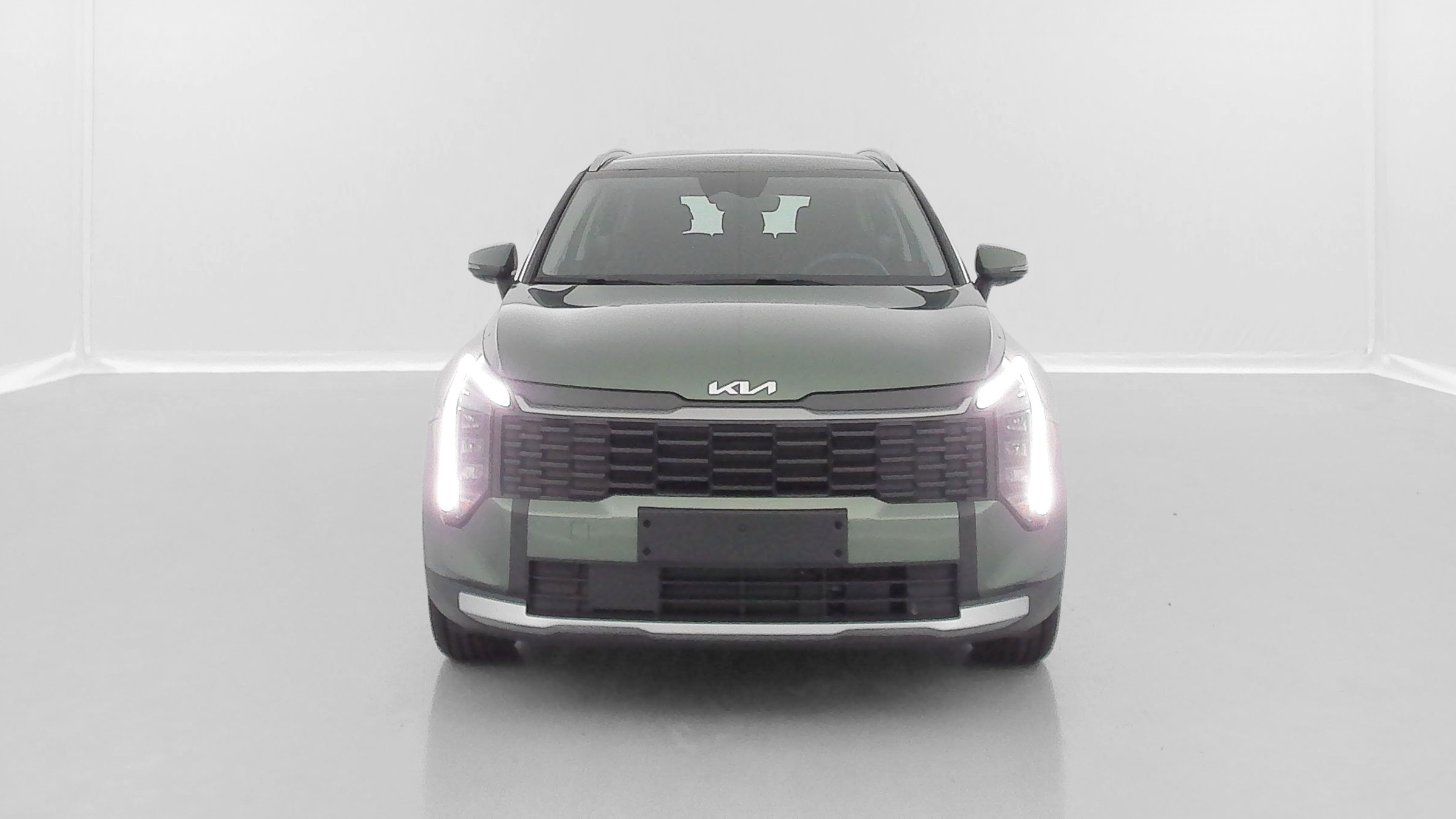 Vente en ligne Kia Sportage SPORTAGE V 1.6 T-GDi 239ch HEV Motion BVA6 au prix de 34 700 €