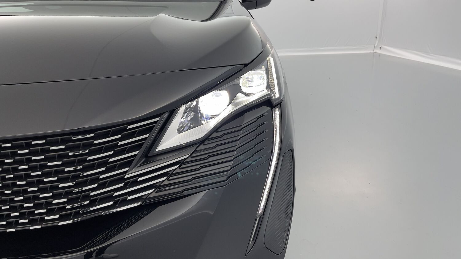 Vente en ligne Peugeot 5008 5008 III 1.2 PureTech 130ch GT EAT8 au prix de 31 900 €