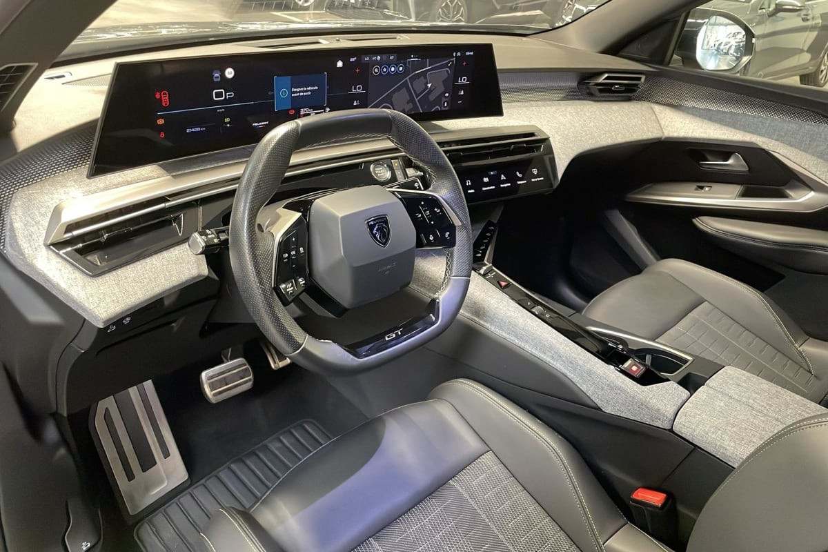 Vente en ligne Peugeot 3008 Hybrid 145 e-DCS6 GT au prix de 28 510 €