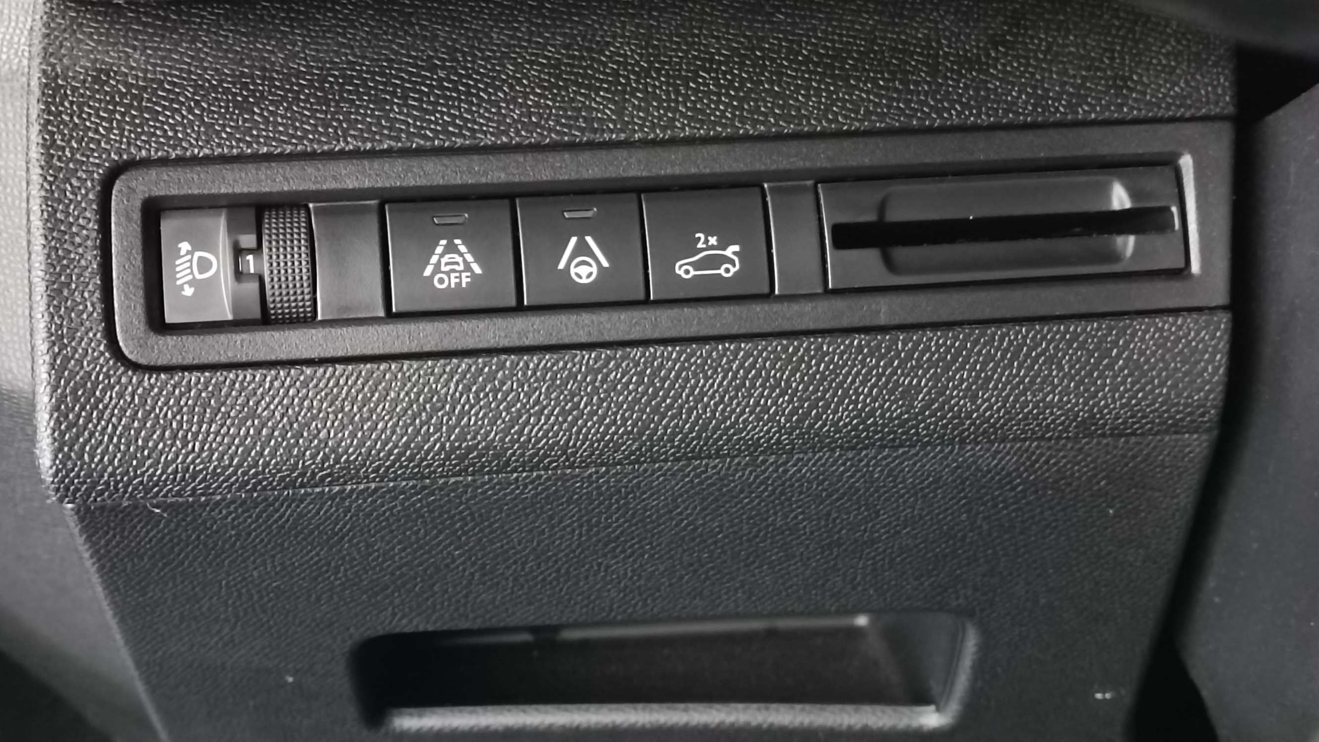 Vente en ligne Peugeot 5008 5008 III 1.5 BlueHDi 130ch Allure Pack EAT8 au prix de 29 110 €