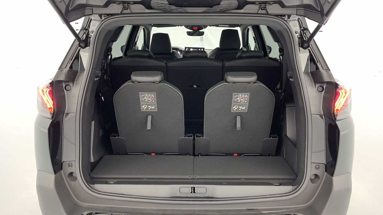 Vente en ligne Peugeot 5008 5008 III 1.2 PureTech 130ch GT EAT8 au prix de 31 900 €