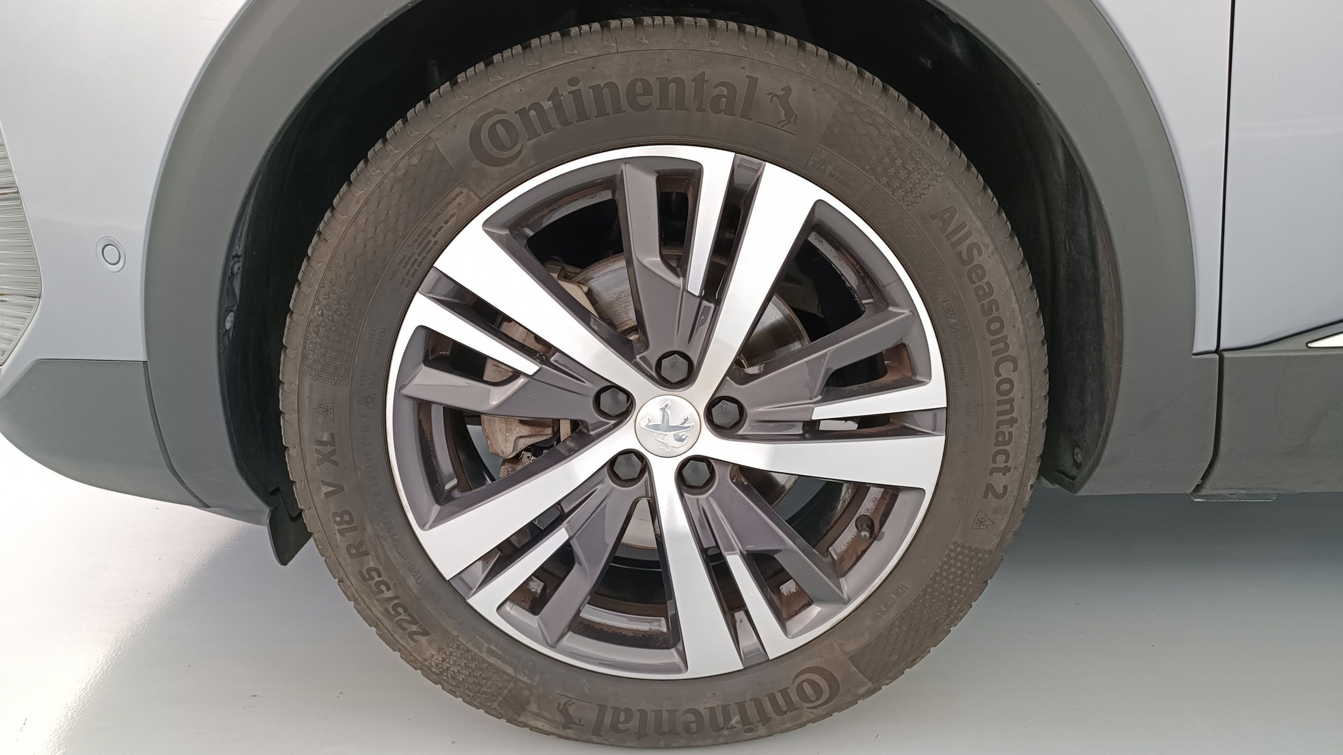 Vente en ligne Peugeot 5008 5008 III 1.5 BlueHDi 130ch Allure Pack EAT8 au prix de 29 110 €