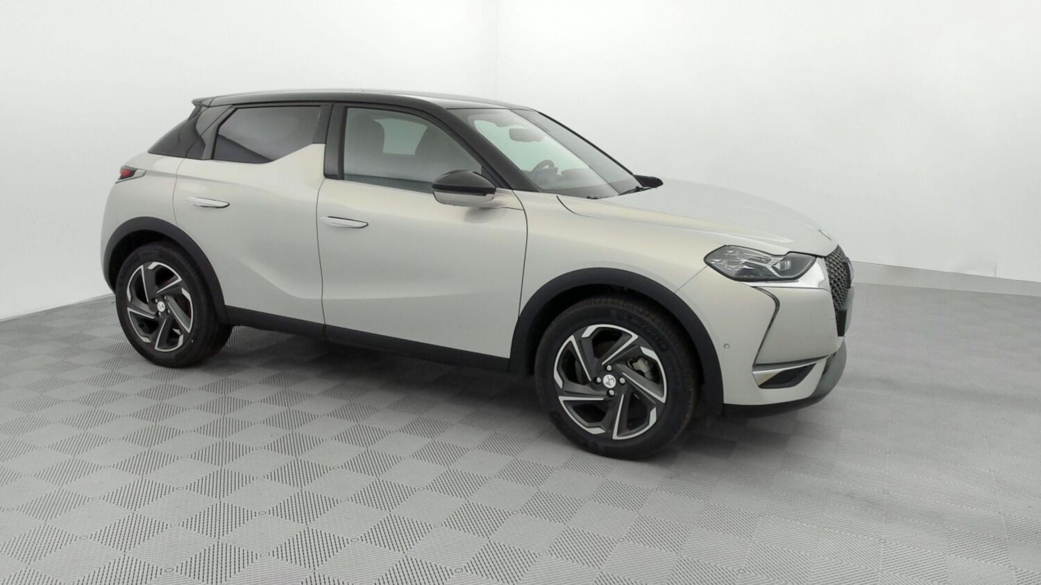 Vente en ligne Ds Ds3 Crossback DS3 CROSSBACK E-Tense Rivoli 136ch au prix de 31 600 €