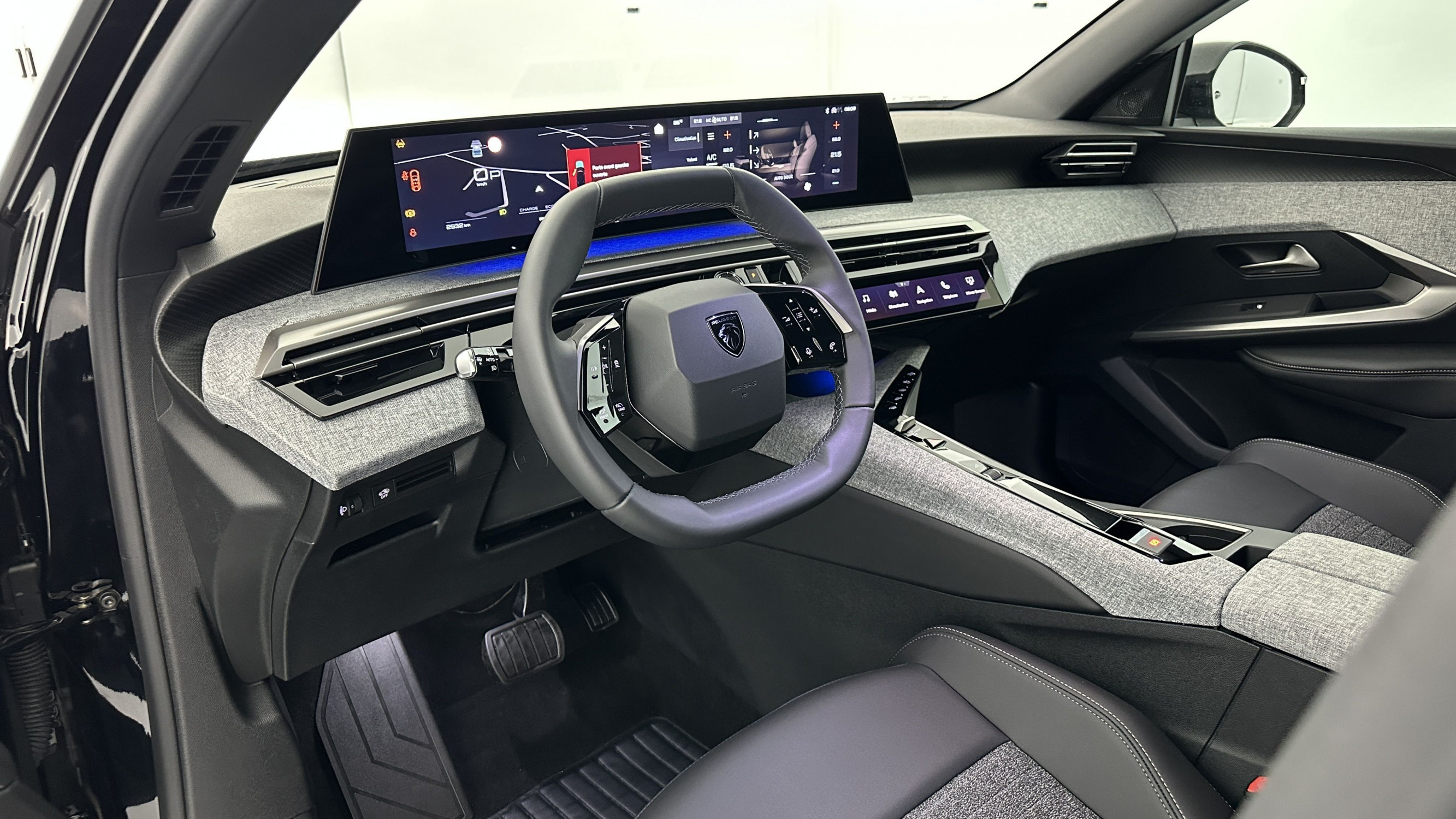 Vente en ligne Peugeot 5008 5008 III 1.2 Hybrid 145ch Allure e-DCS6 au prix de 29 900 €