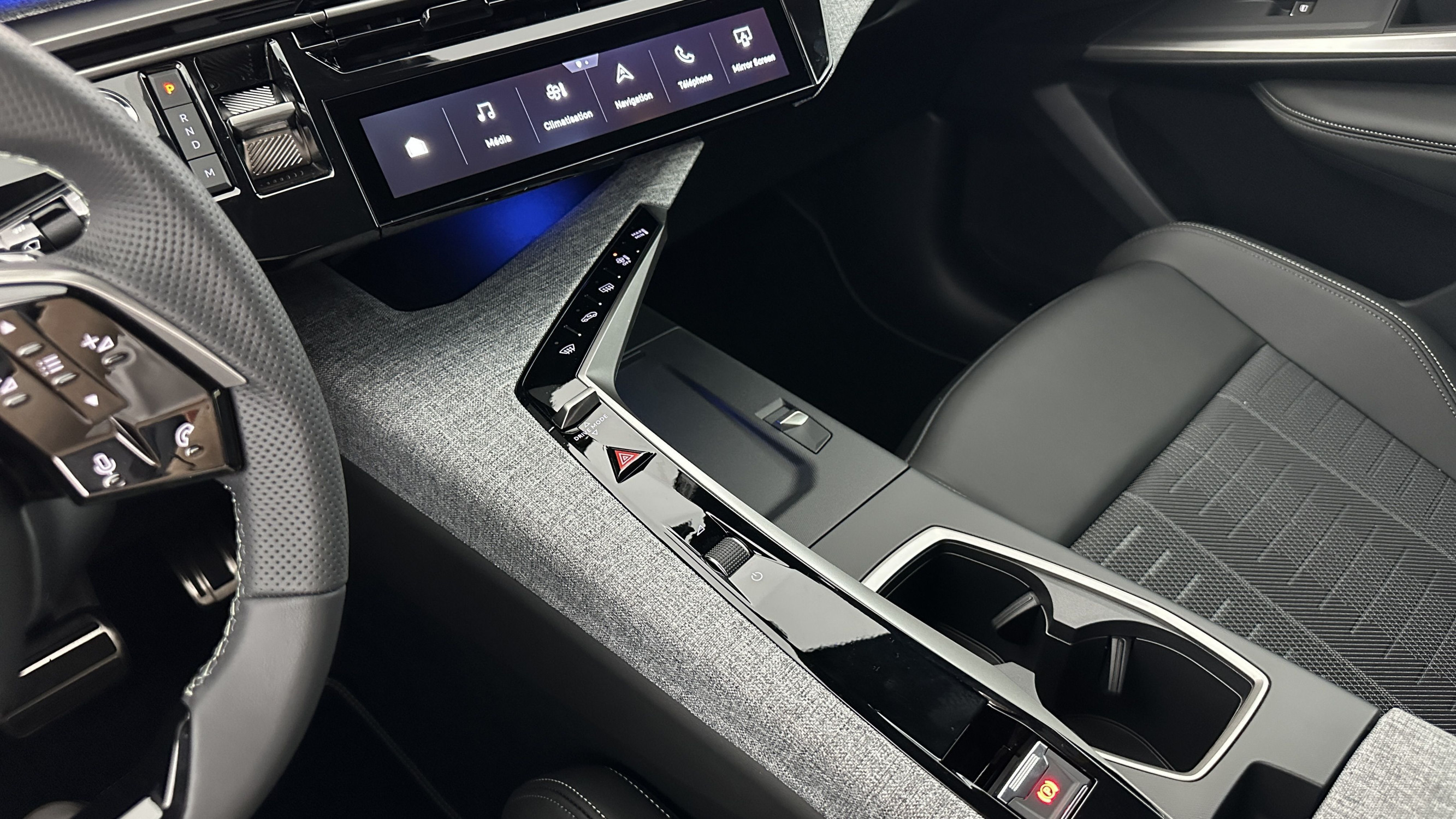 Vente en ligne Peugeot 5008 5008 1.2 Hybrid 145ch GT e-DCS6 au prix de 33 610 €