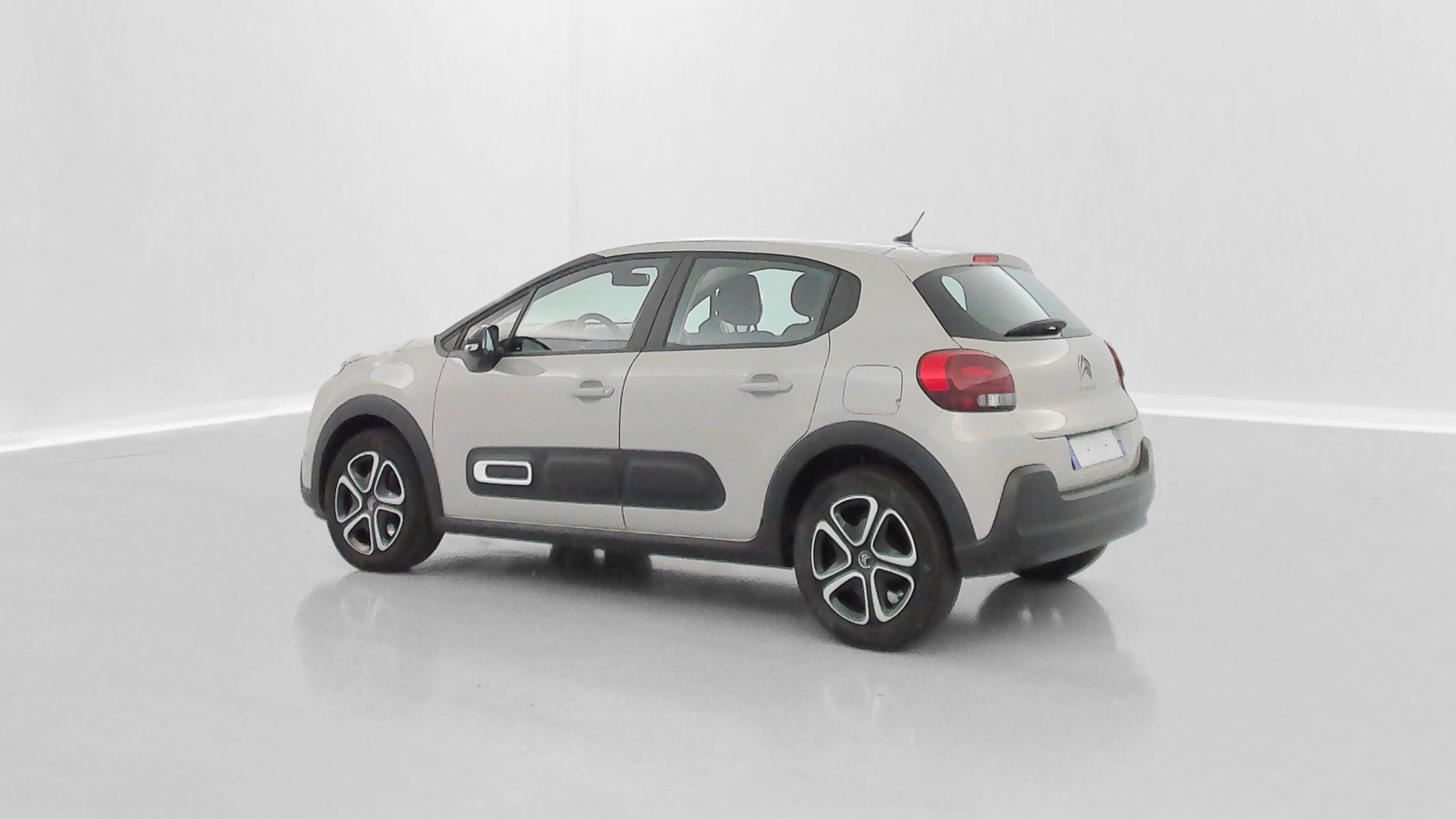 Vente en ligne Citroën C3 C3 1.2 PureTech 83ch Feel Pack au prix de 19 520 €