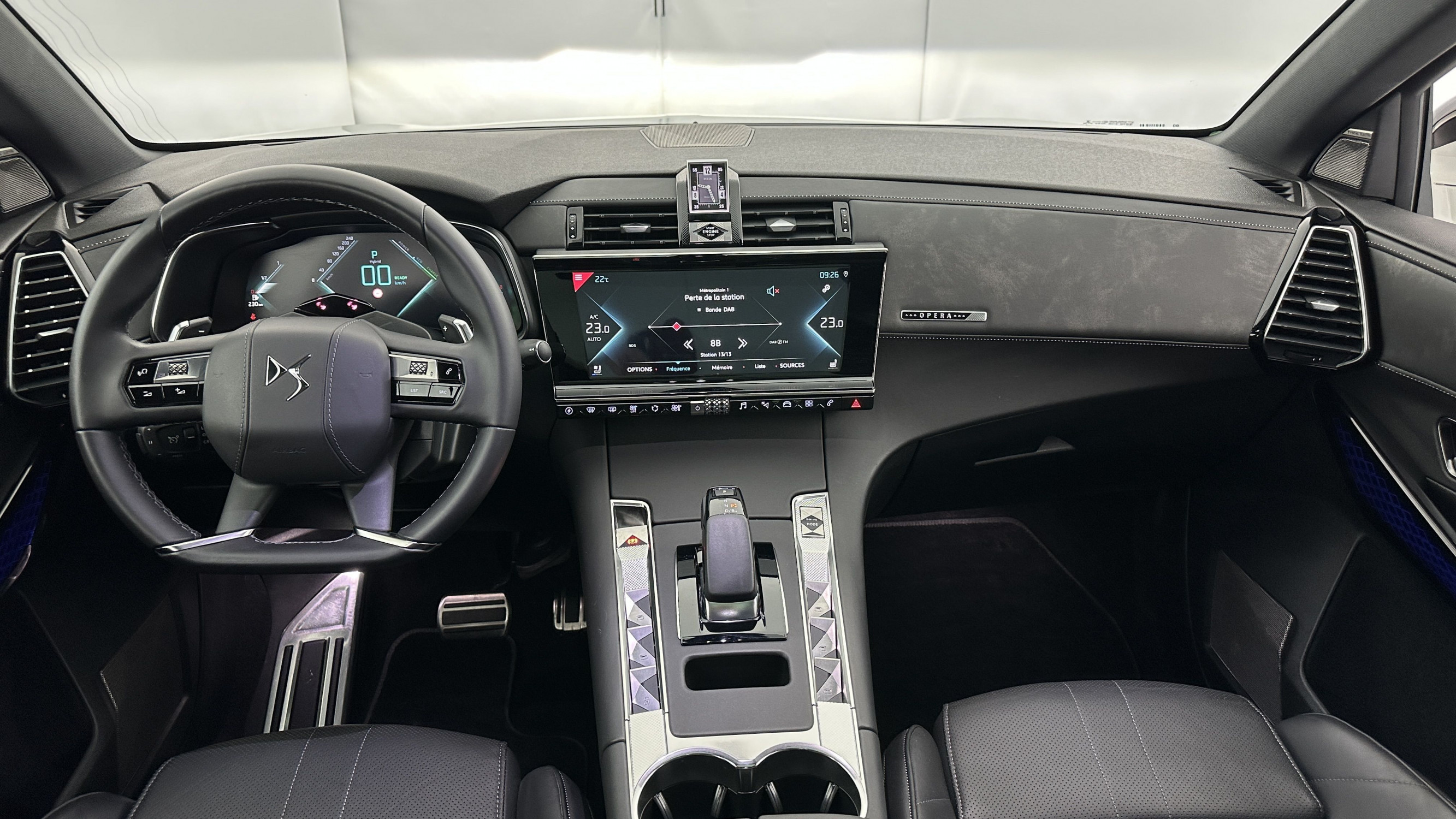 Vente en ligne Ds DS7 Crossback DS7 CROSSBACK 1.6 Hybride E-Tense 300 EAT8 4x4 Rivoli au prix de 45 320 €