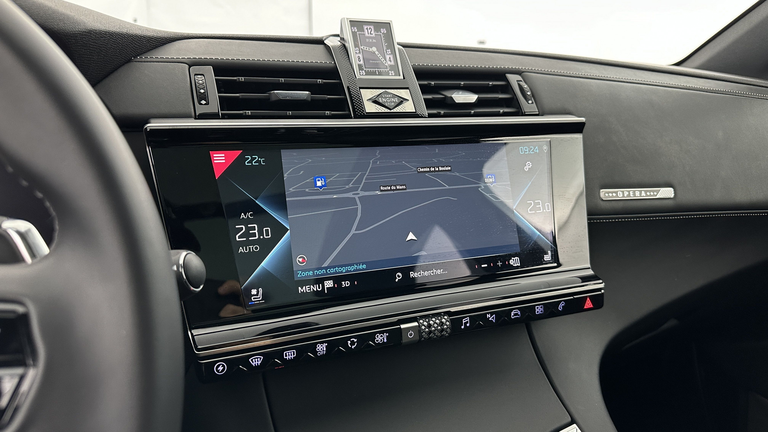 Vente en ligne Ds DS7 Crossback DS7 CROSSBACK 1.6 Hybride E-Tense 300 EAT8 4x4 Rivoli au prix de 45 320 €